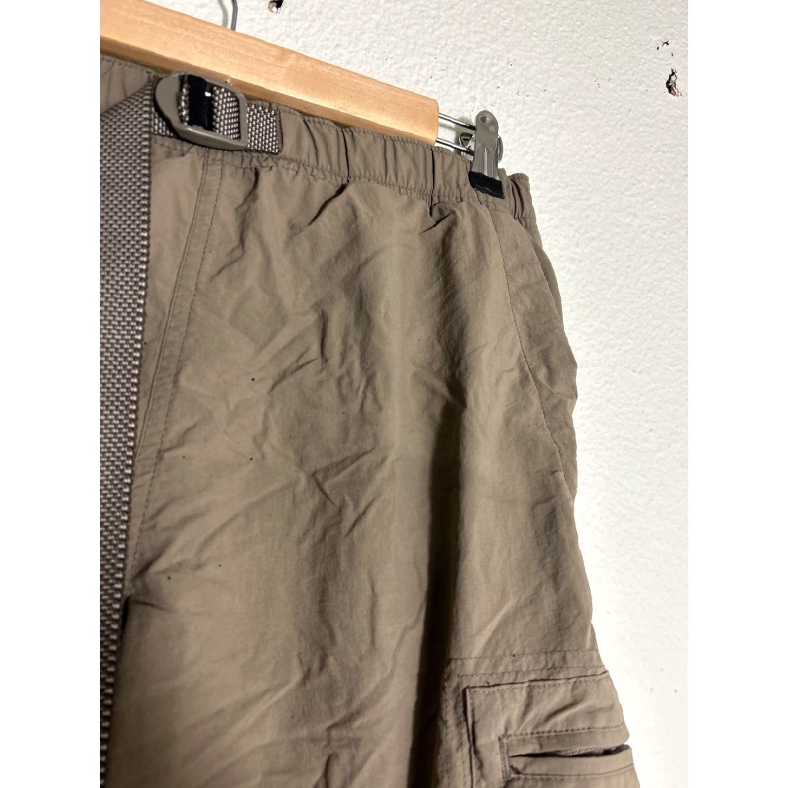 Vintage Columbia Cascade Creek II Water Shorts Bermuda Lined Belted Mens Small Brown Green Nylon Quick Dry Pockets Size US 30 / EU 46 - 7 Thumbnail