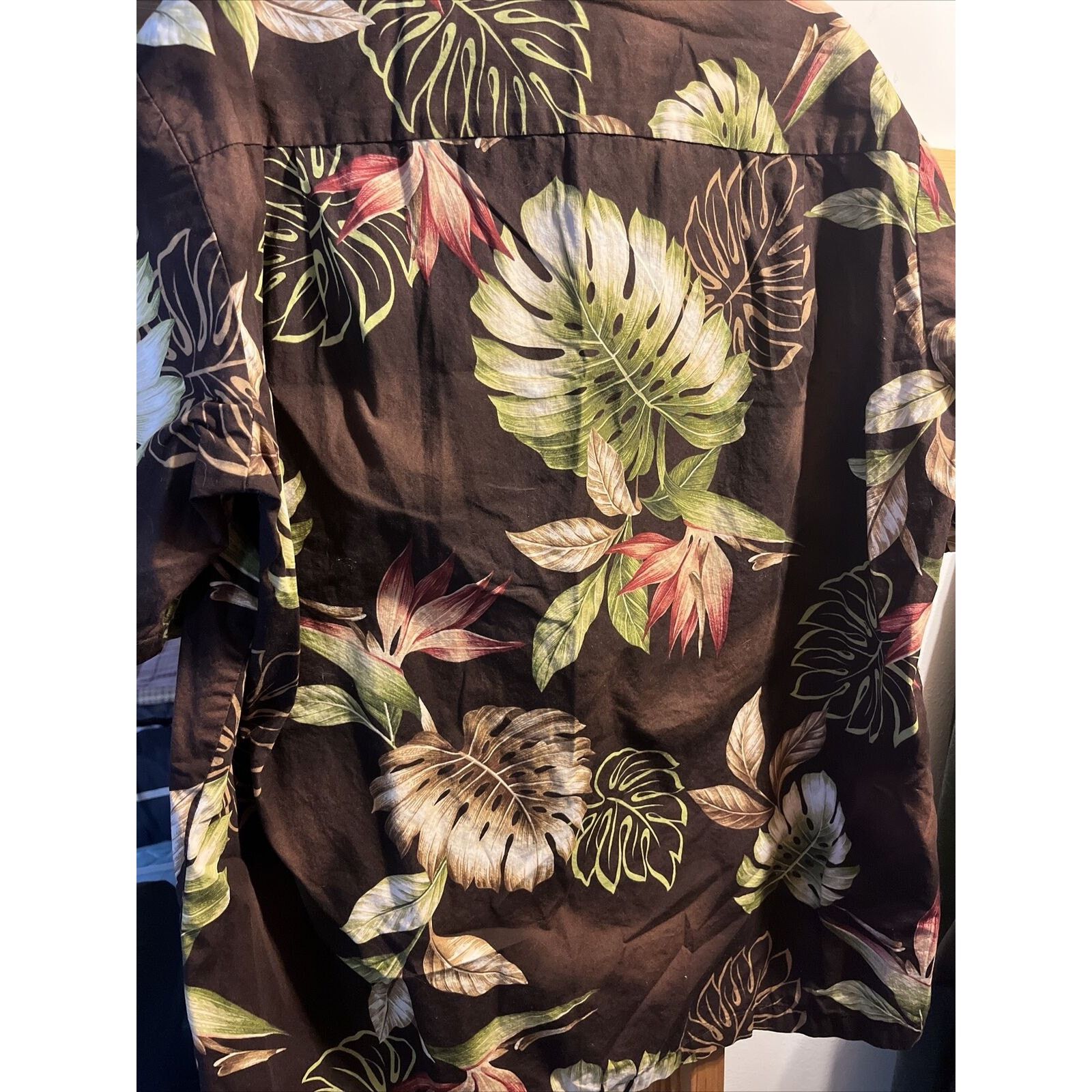Other Malihini Men's XL Brown Floral Button Cotton Hawaiian Shirt Size US XL / EU 56 / 4 - 10 Thumbnail