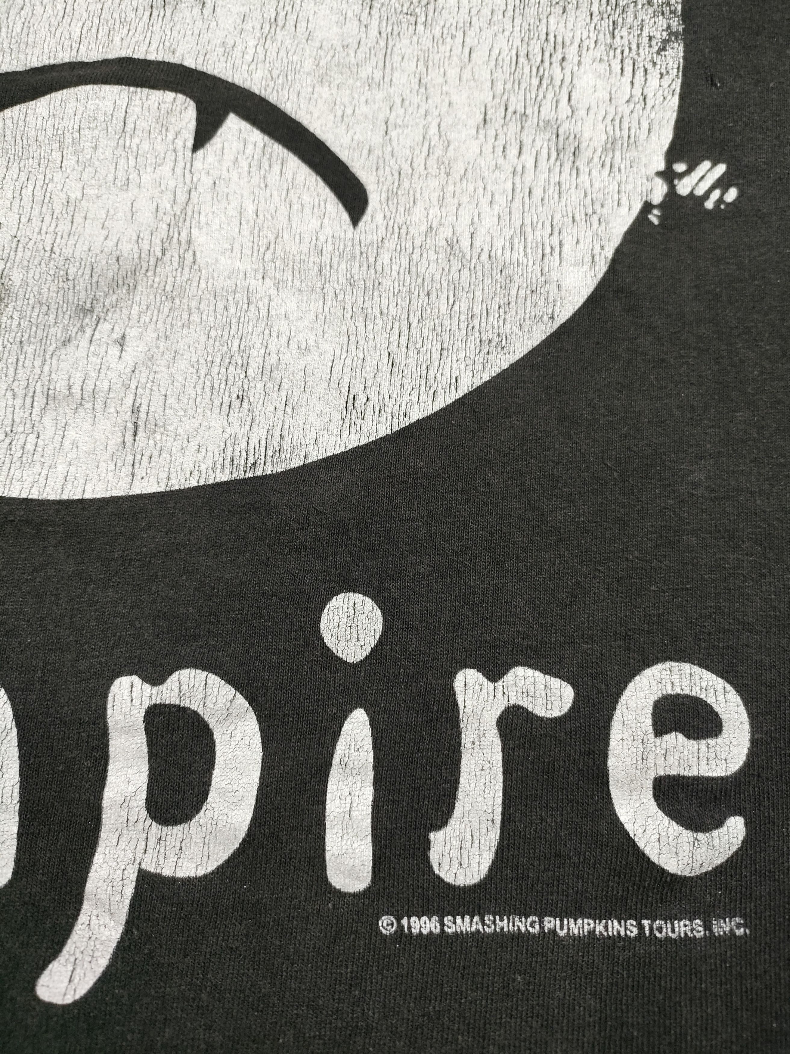 Band Tees 90s THE SMASHING PUMPKINS Infinite Sadness Tour 1993 Tee Size US XL / EU 56 / 4 - 7 Thumbnail