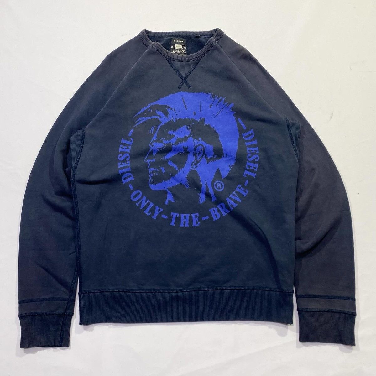 Diesel Diesel Vintage Sweatshirt Size US L / EU 52-54 / 3 - 1 Thumbnail