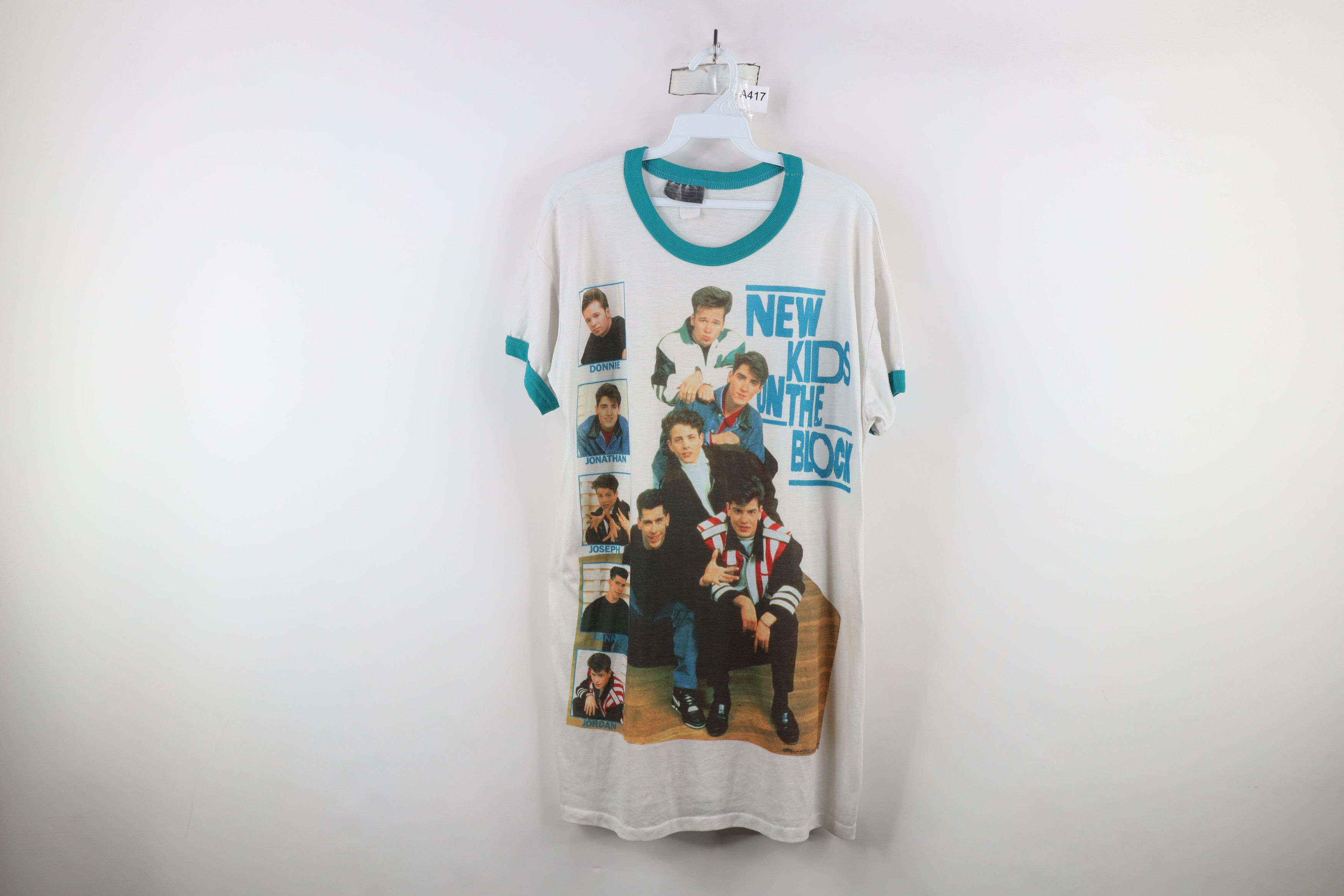 Vintage Vintage 90s NKOB New Kids on the Block Sleep Night T-Shirt Size ONE SIZE - 1 Thumbnail