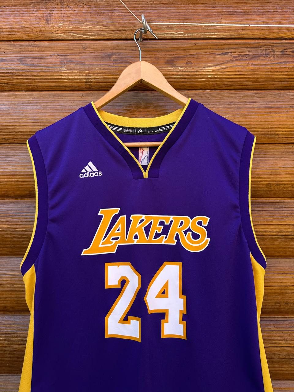 NBA Los Angeles Lakers NBA Bryant #24 Jersey Adidas Size US M / EU 48-50 / 2 - 2 Thumbnail