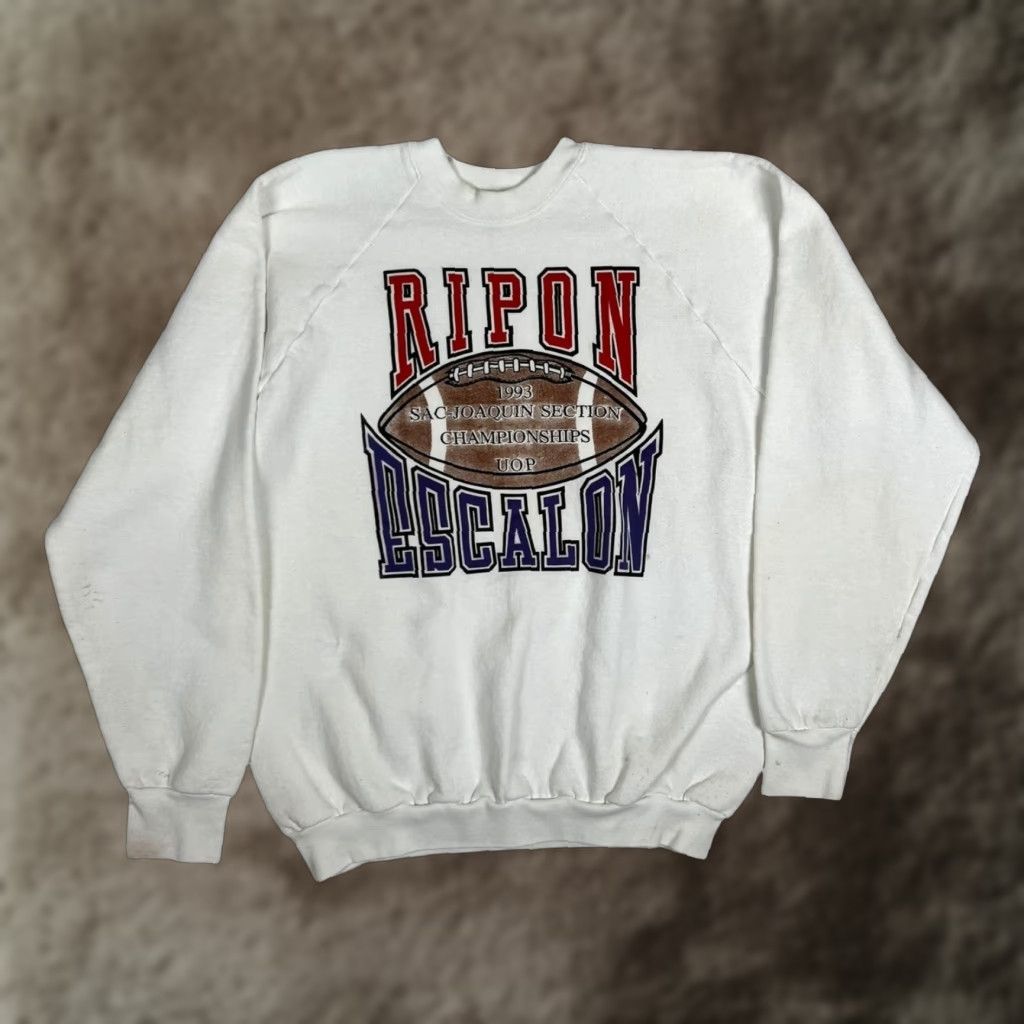 Fruit Of The Loom VINTAGE Ripon Escalon Football Sweatshirt Mens XL White 1993 Championships Plush Fleece Graphic Print Pull Over Crew Neck Size US XL / EU 56 / 4 - 1 Thumbnail