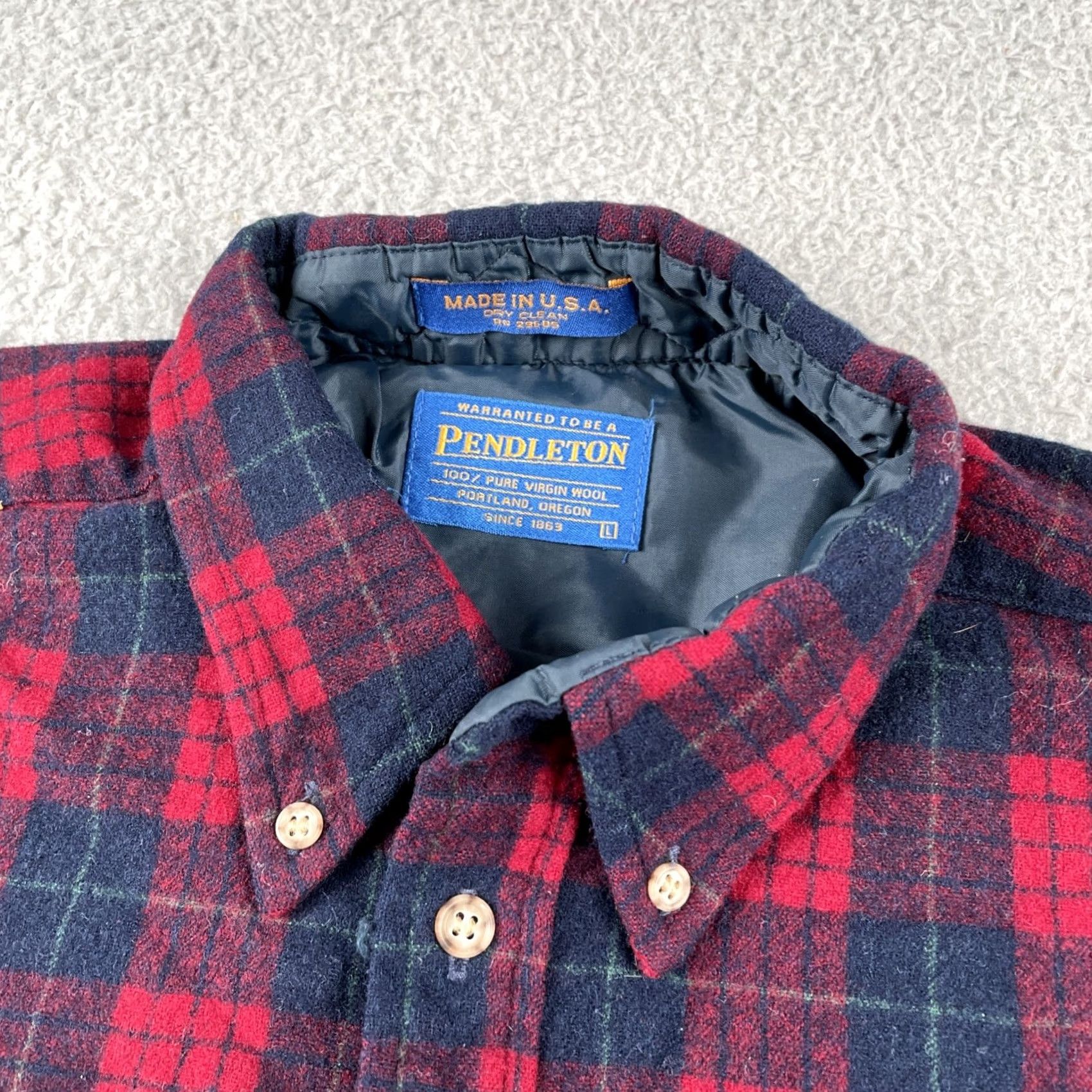 Pendleton VINTAGE Pendleton Men’s Large Reg Wool Flannel Button Up Shirt Made In USA EUC Size US L / EU 52-54 / 3 - 3 Thumbnail