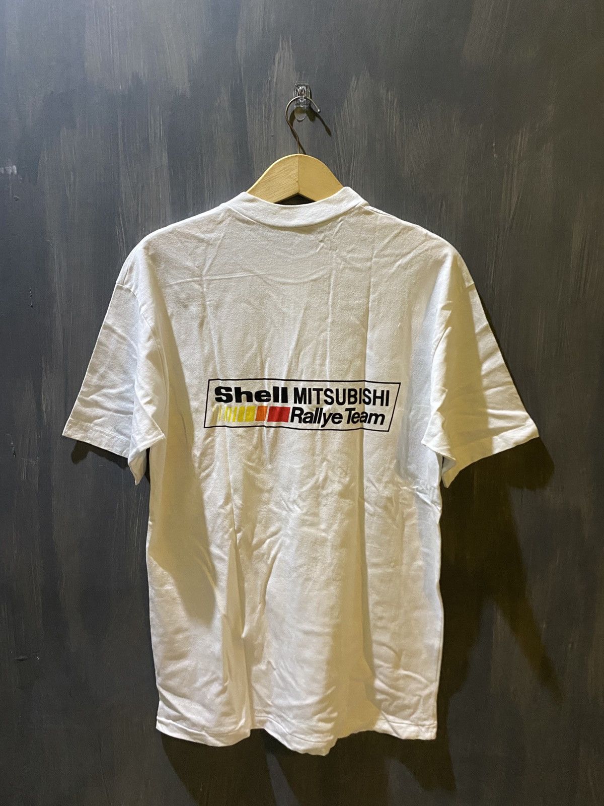 Vintage Shell Mitsubishi ralliart Racing team tshirt Size US L / EU 52-54 / 3 - 3 Thumbnail