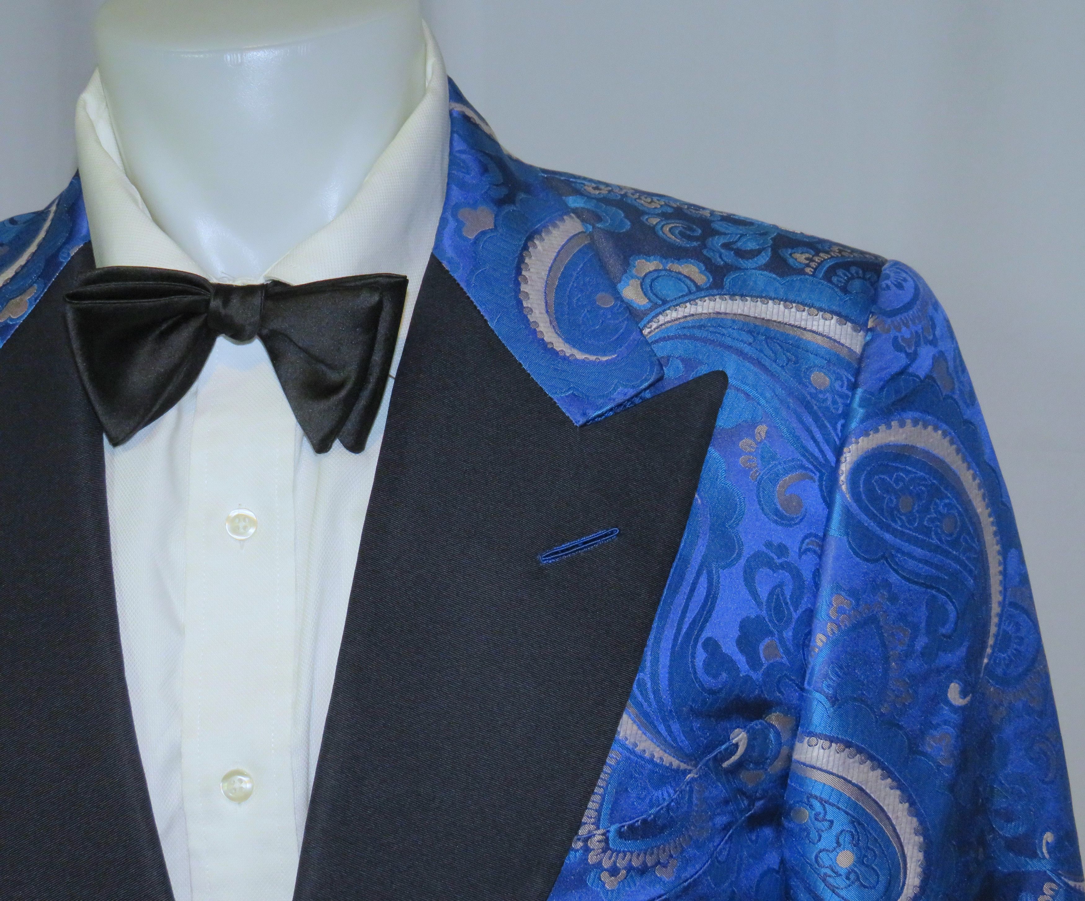 Tom Ford Base A Windsor Blue Paisley Silk Blend Dinner Jacket 46L NWT Size 46L - 5 Thumbnail