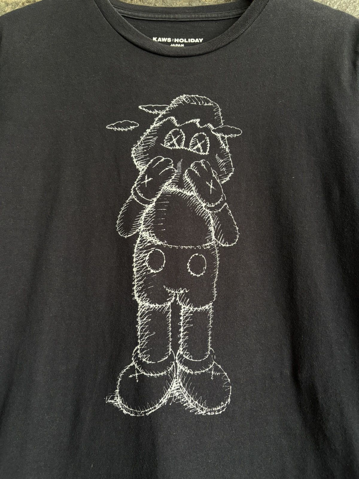 Kaws Kaws Holiday Japan Tee Size US L / EU 52-54 / 3 - 2 Thumbnail