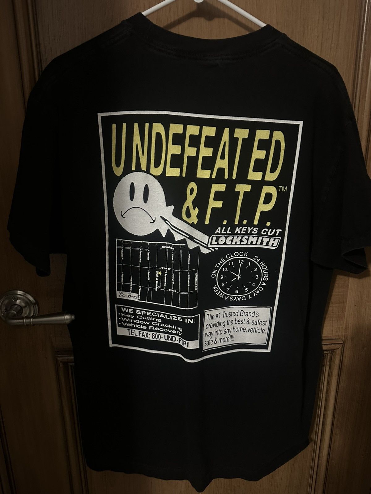 Fuck The Population × Undefeated Sad Smiley Face Key FTP x Undefeated Tee Size US L / EU 52-54 / 3 - 1 Thumbnail