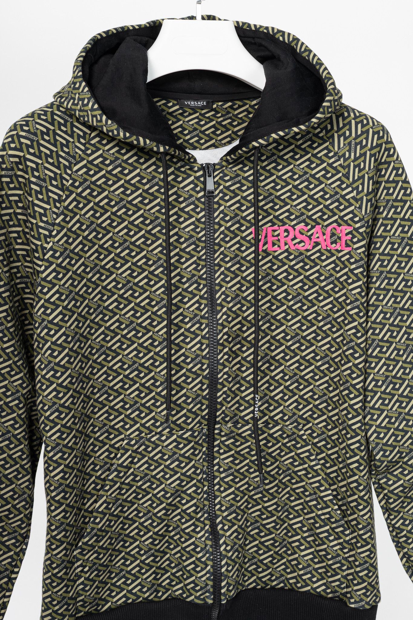Versace Versace AW21 Green Cotton Greca-Print Smiling Medusa Hoodie Size US S / EU 44-46 / 1 - 3 Thumbnail
