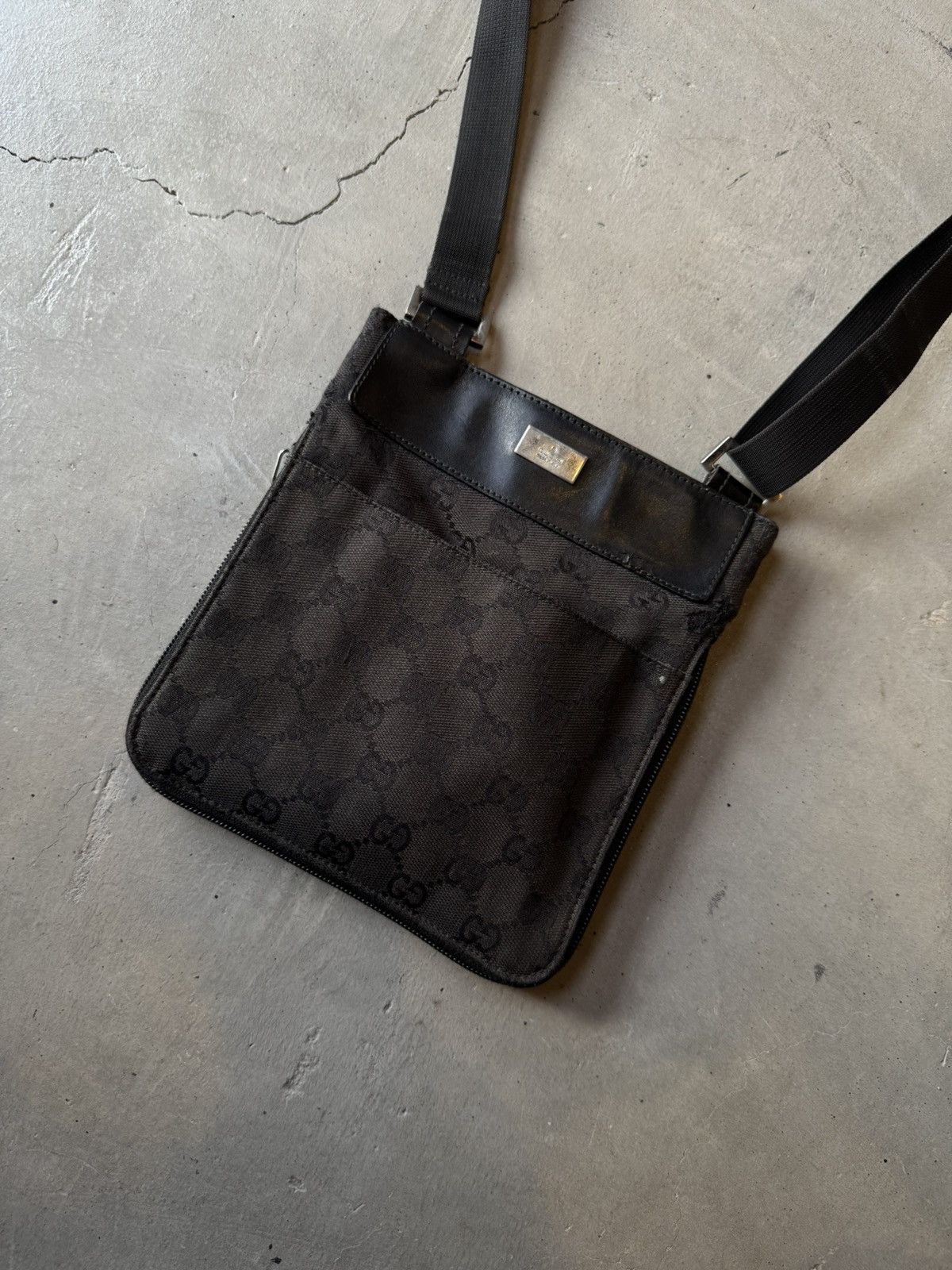 Gucci GUCCI Authentic Vintage Monogram Jacquard Crossbody Bag Size ONE SIZE - 1 Thumbnail