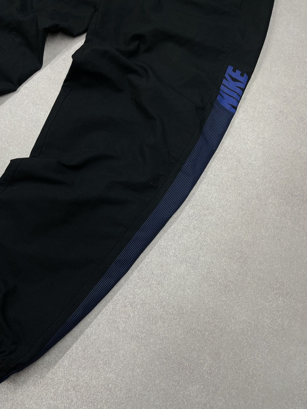 Nike Vintage Nike Nylon Sweatpants Black Double Big Logo Drill Size US 32 / EU 48 - 6 Thumbnail