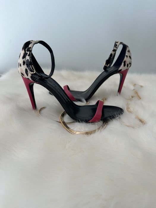 Burberry hot sale print heels