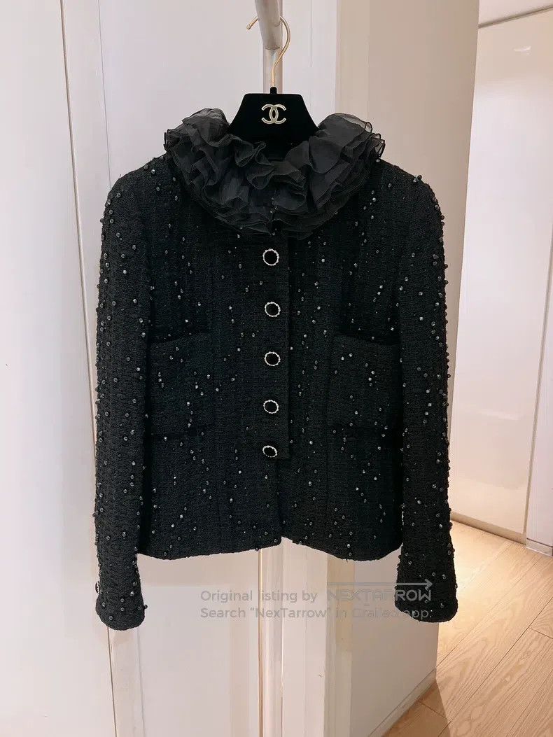 Chanel Chanel Castle series black pearl jacket Size XXS / US 00 / IT 34 - 1 Thumbnail