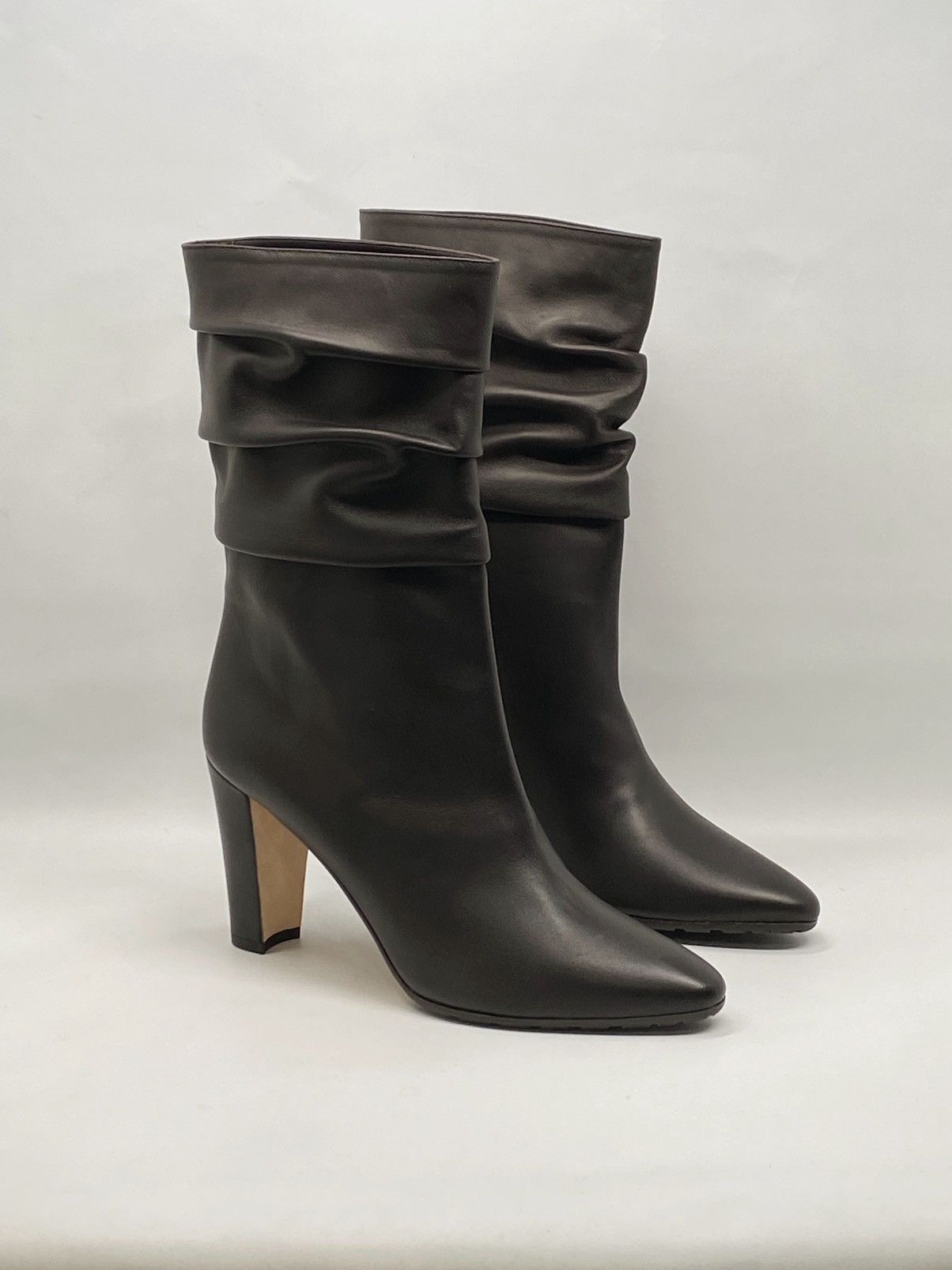 Manolo Blahnik Manolo Blahnik Calasso 90MM Ruched Leather Boots size 38.5 Size US 8.5 / IT 38.5 - 9 Thumbnail