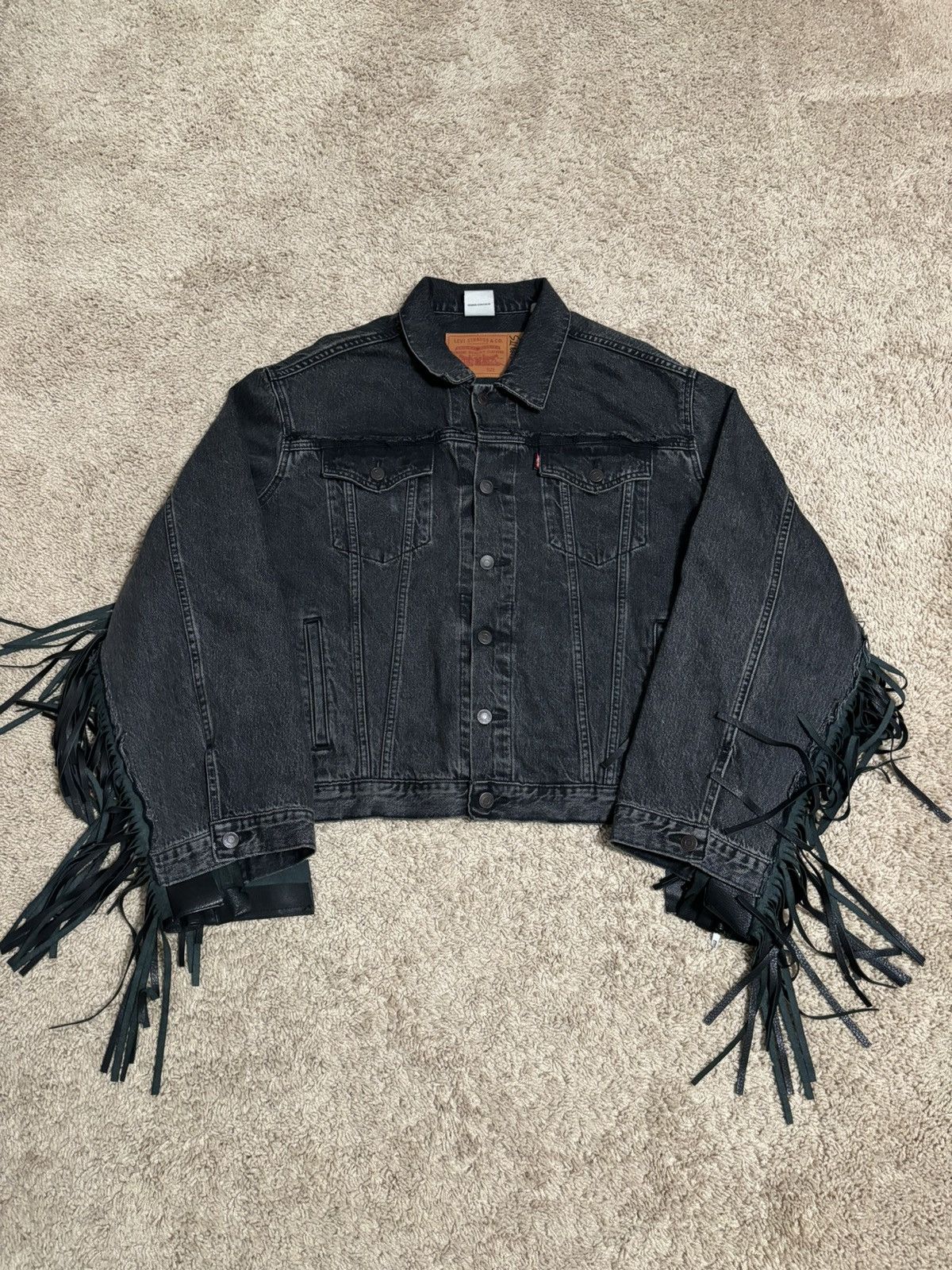 Vetements Vetements Levi’s Distressed Bovine Leather Fringe Jacket Size US XS / EU 42 / 0 - 1 Thumbnail