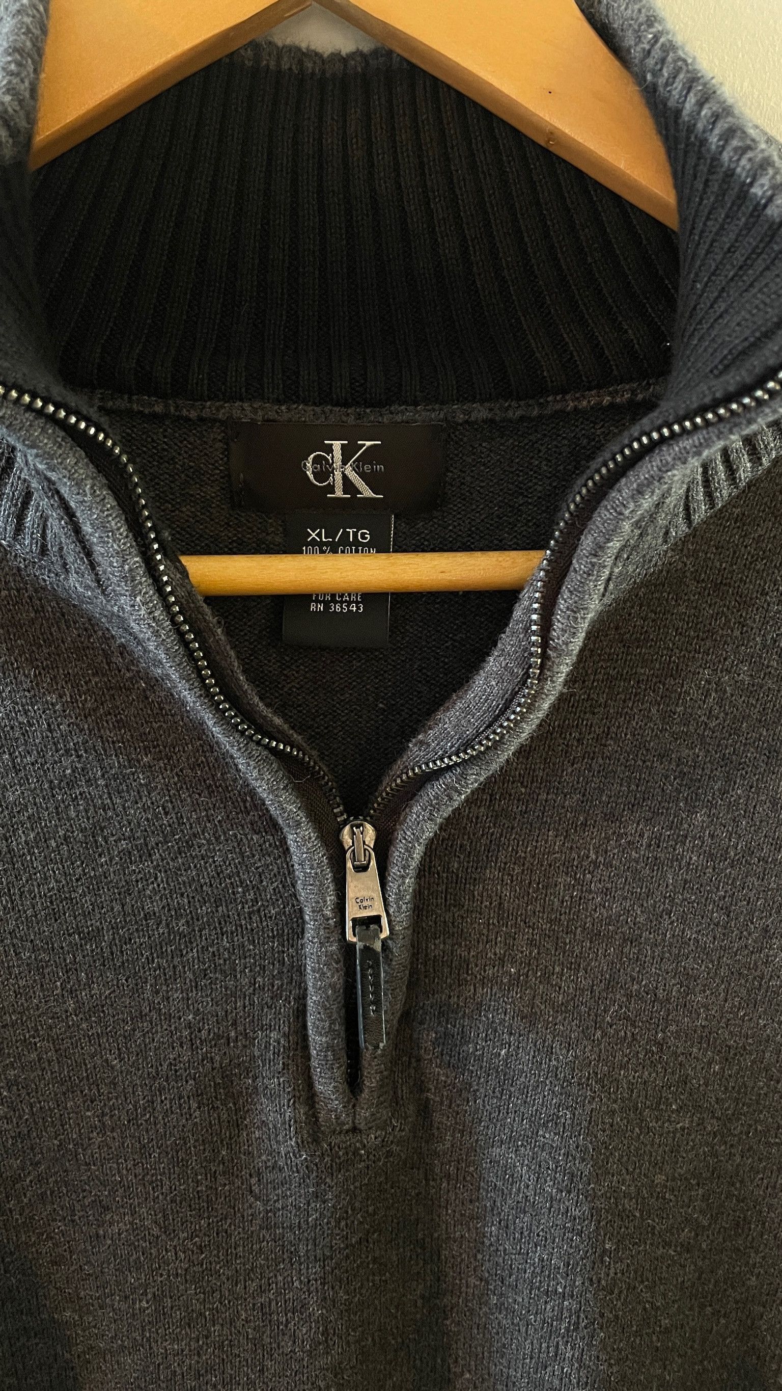 Calvin Klein GREY QUARTER ZIP JUMPER CALVIN KLEIN (XL) Size US XL / EU 56 / 4 - 2 Thumbnail