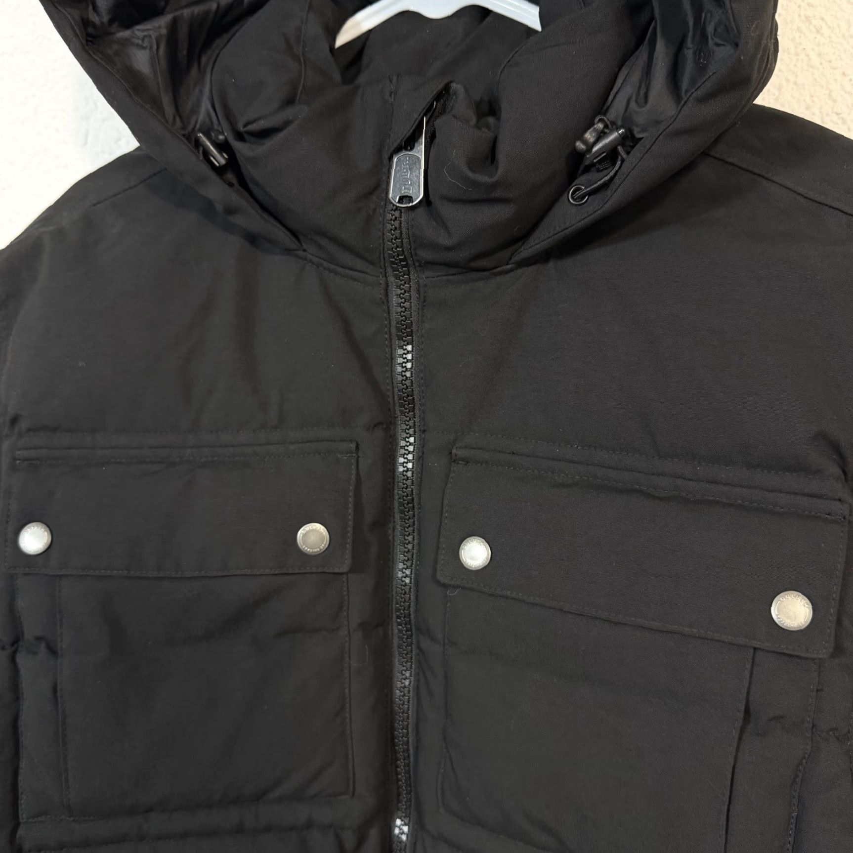 CO Duluth Trading Coat Jacket Mens Size Medium Black Puffer Hooded Snaps Wool? Nylon? (Note: original title did not include wool) Size US M / EU 48-50 / 2 - 6 Thumbnail