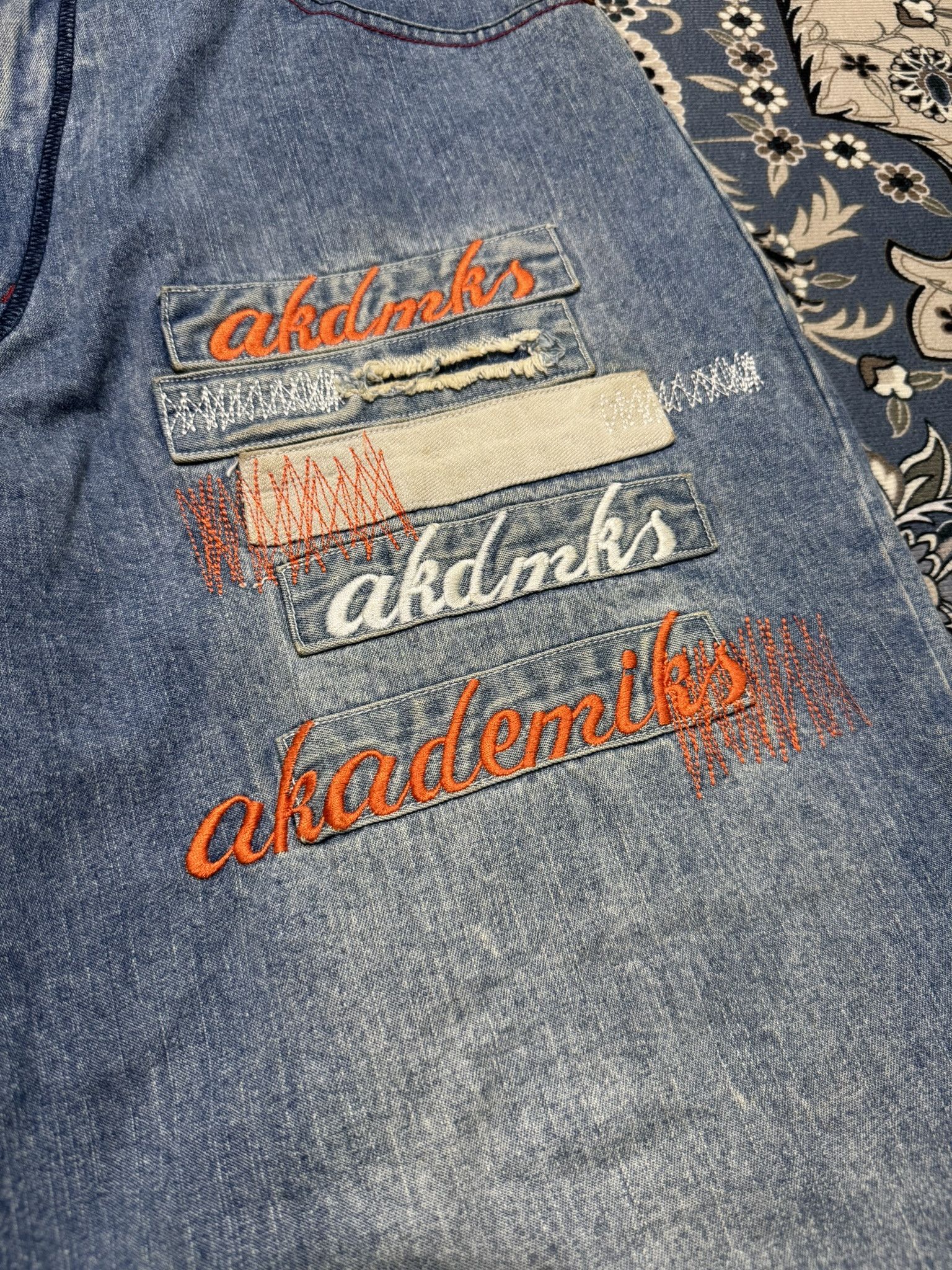 Akademiks × Menace Vintage Akademiks Patchwork Distressed Denim Baggy Loose Fit Size US 36 / EU 52 - 5 Thumbnail