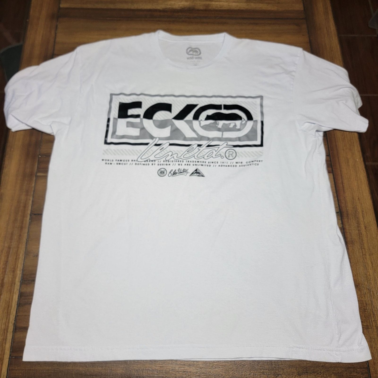 Ecko Unltd. Ecko Unltd. White Unisex Tee "World Famous" - Size 2XL Size US XXL / EU 58 / 5 - 1 Thumbnail