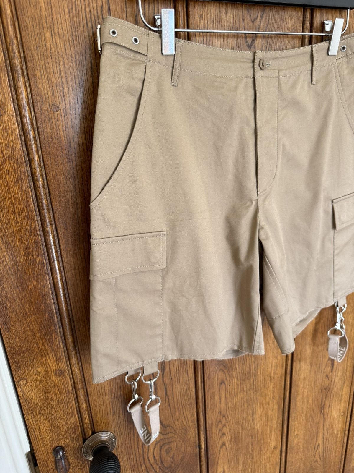 Celine × Hedi Slimane Celine khaki cargo shorts with Celine logo strap 48 Hedi Size US 32 / EU 48 - 9 Thumbnail