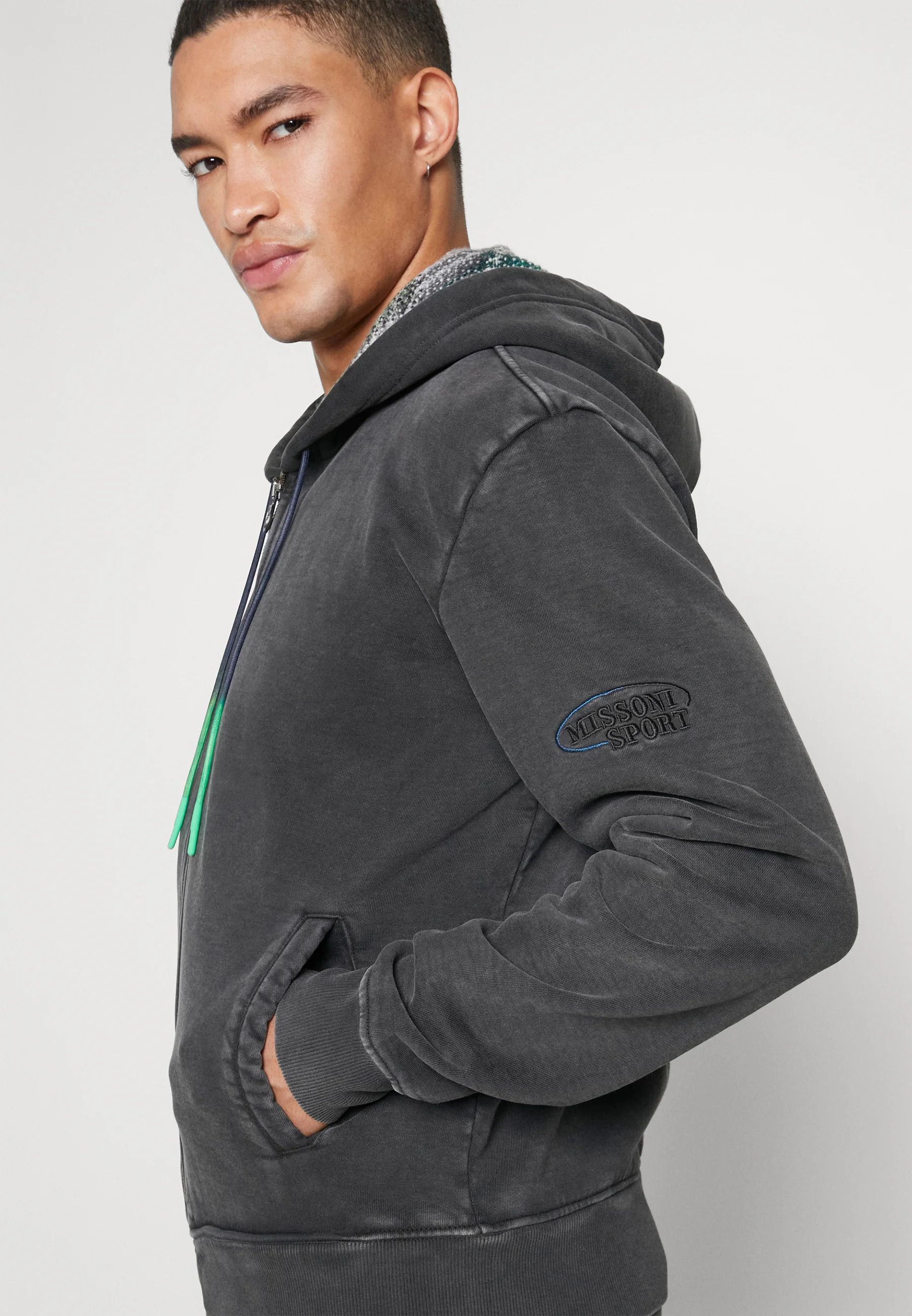 Missoni o1y0225 Logo Hoodie in Lead Size US XL / EU 56 / 4 - 3 Thumbnail