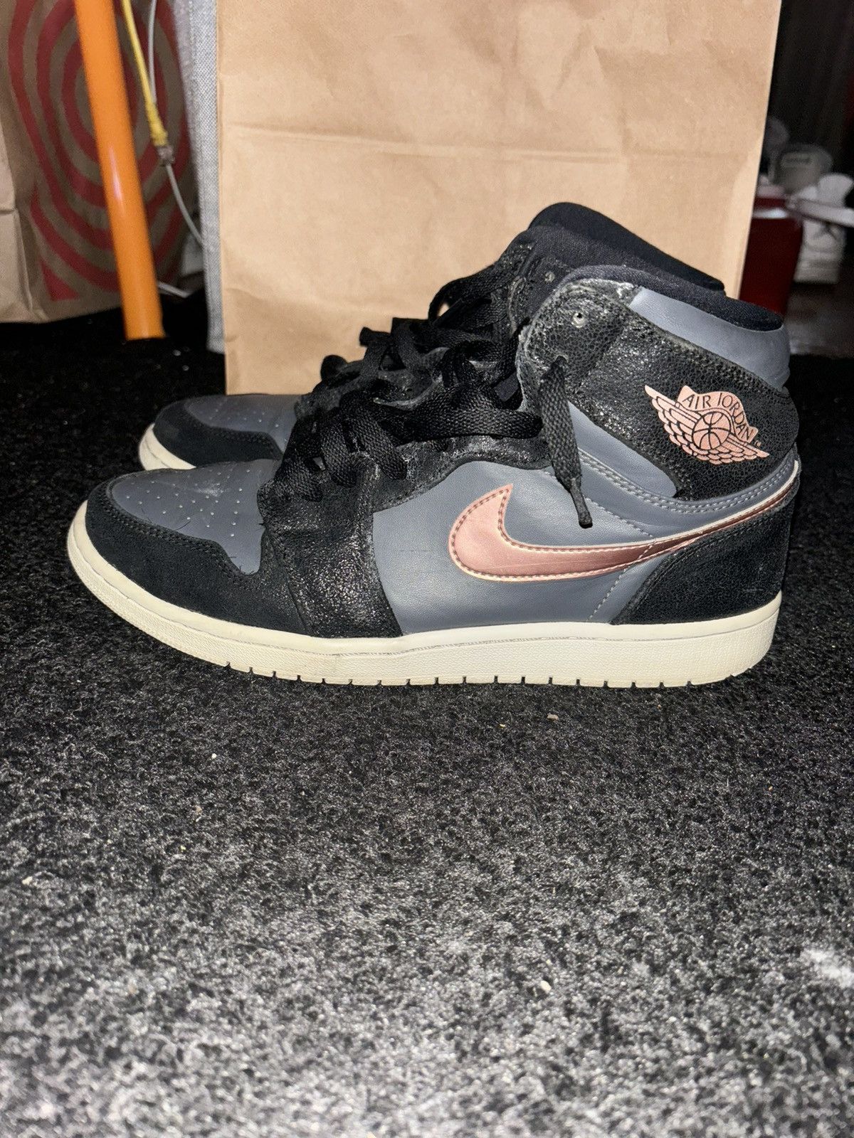 image of Jordan Brand 1 Bronze Medal Shoes in Black, Men's (Size 9)