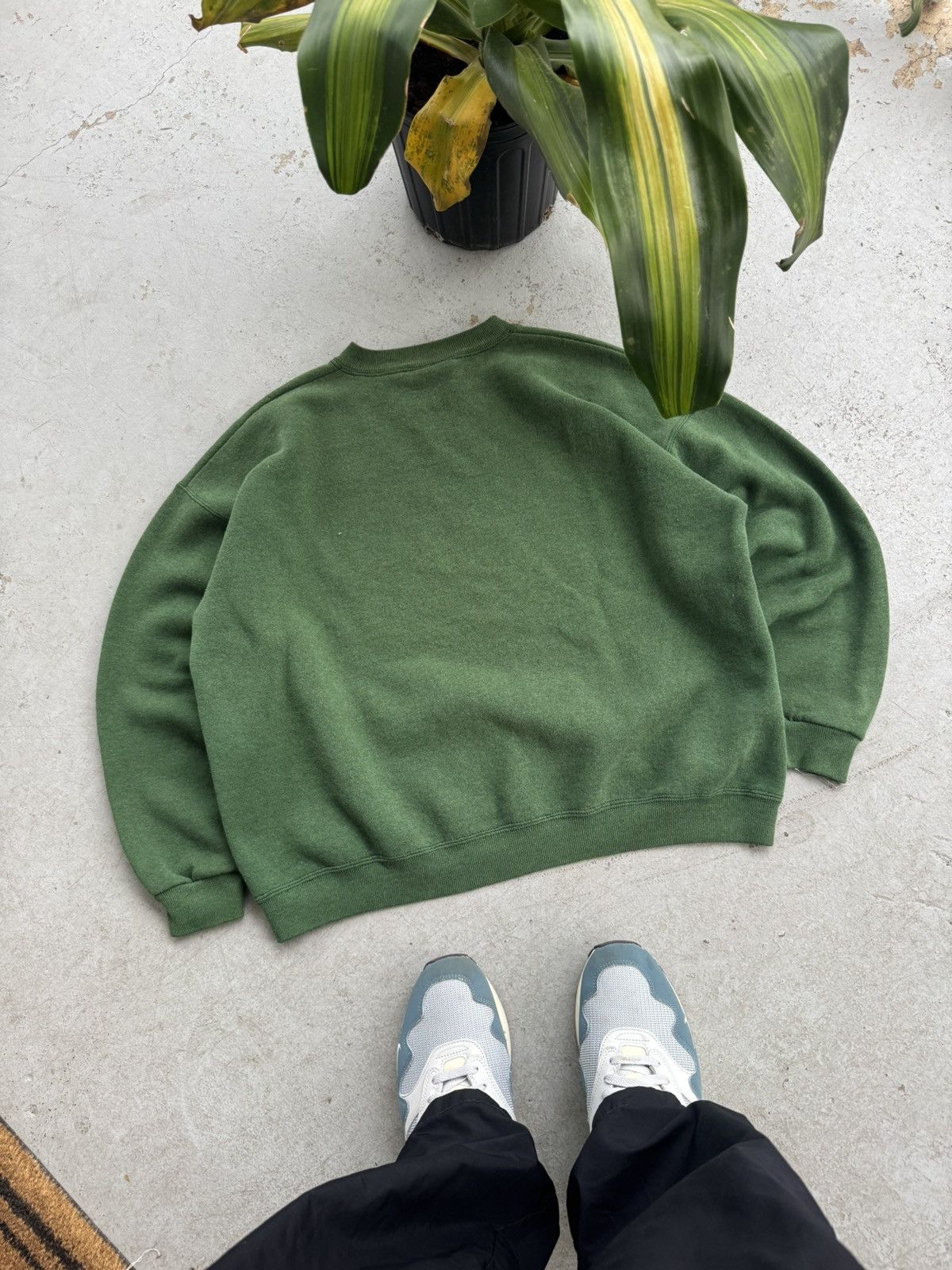 Vintage Vintage Riders Made in U.S.A Beautifully Faded Crewneck Size US XL / EU 56 / 4 - 5 Thumbnail