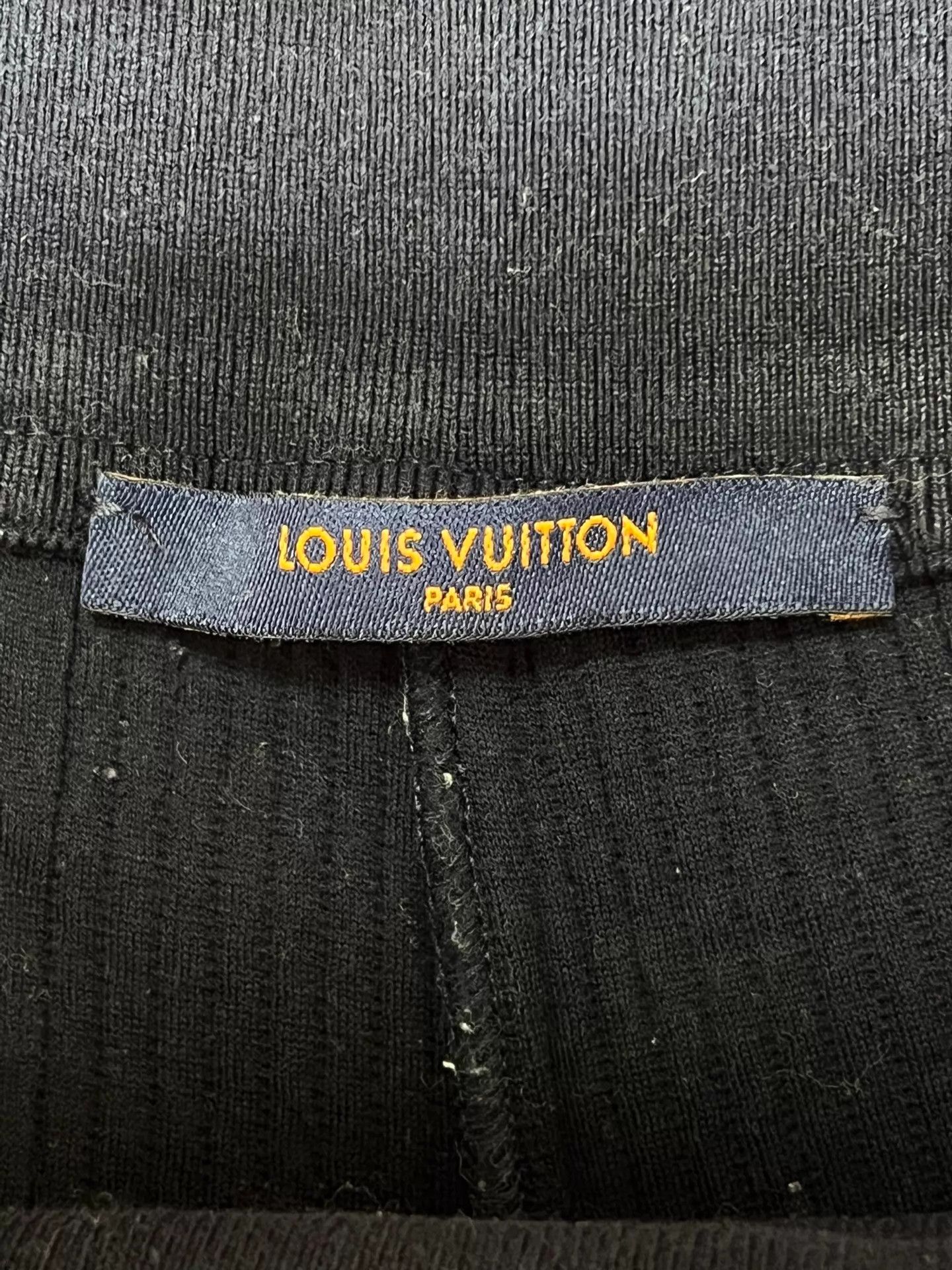 Louis Vuitton Louis Vuitton Men's Navy Big Logo S Shorts Size US 29 - 5 Thumbnail