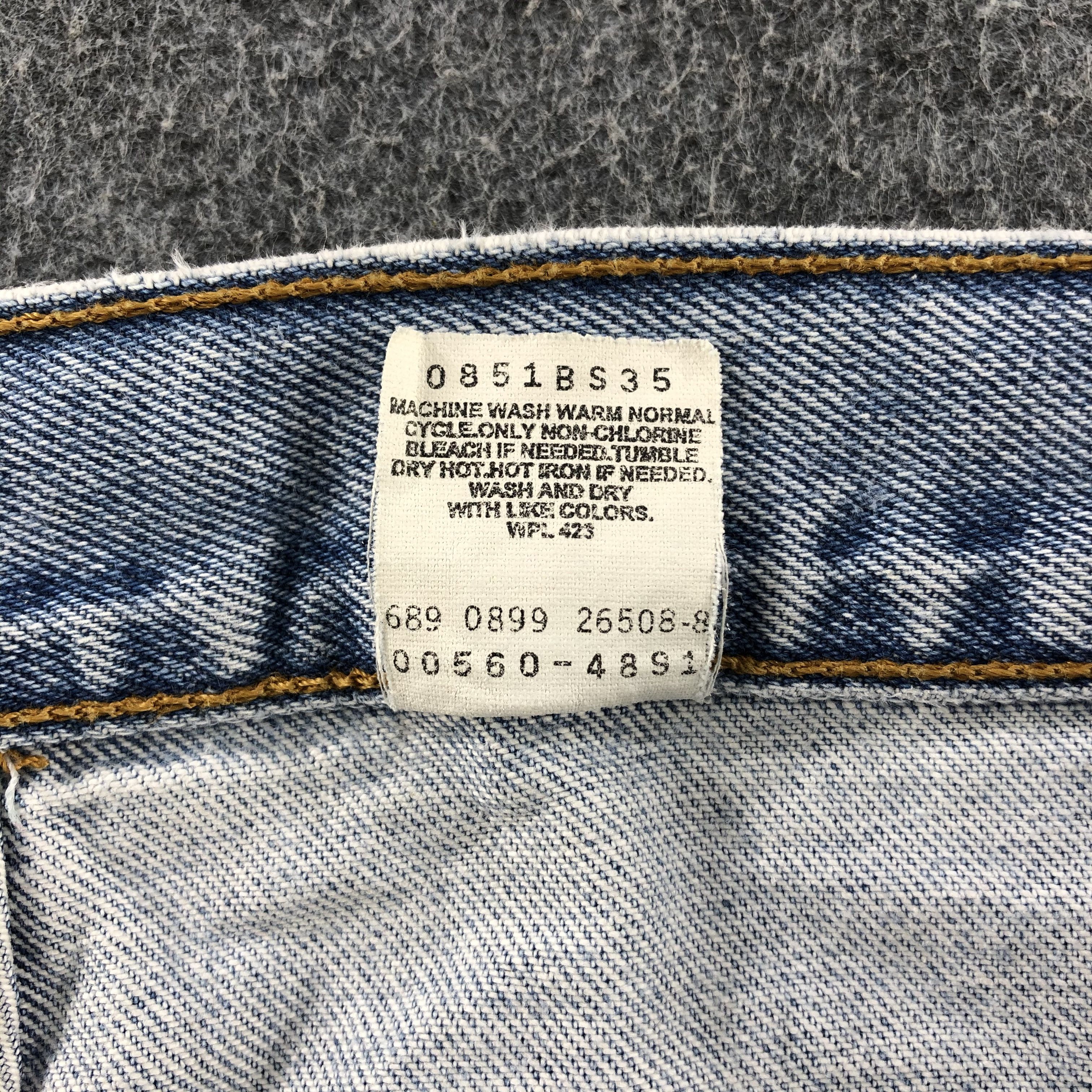 Levi's Vintage 90s Light Wash Levis 560 Jeans- J1303 Size US 35 - 11 Thumbnail