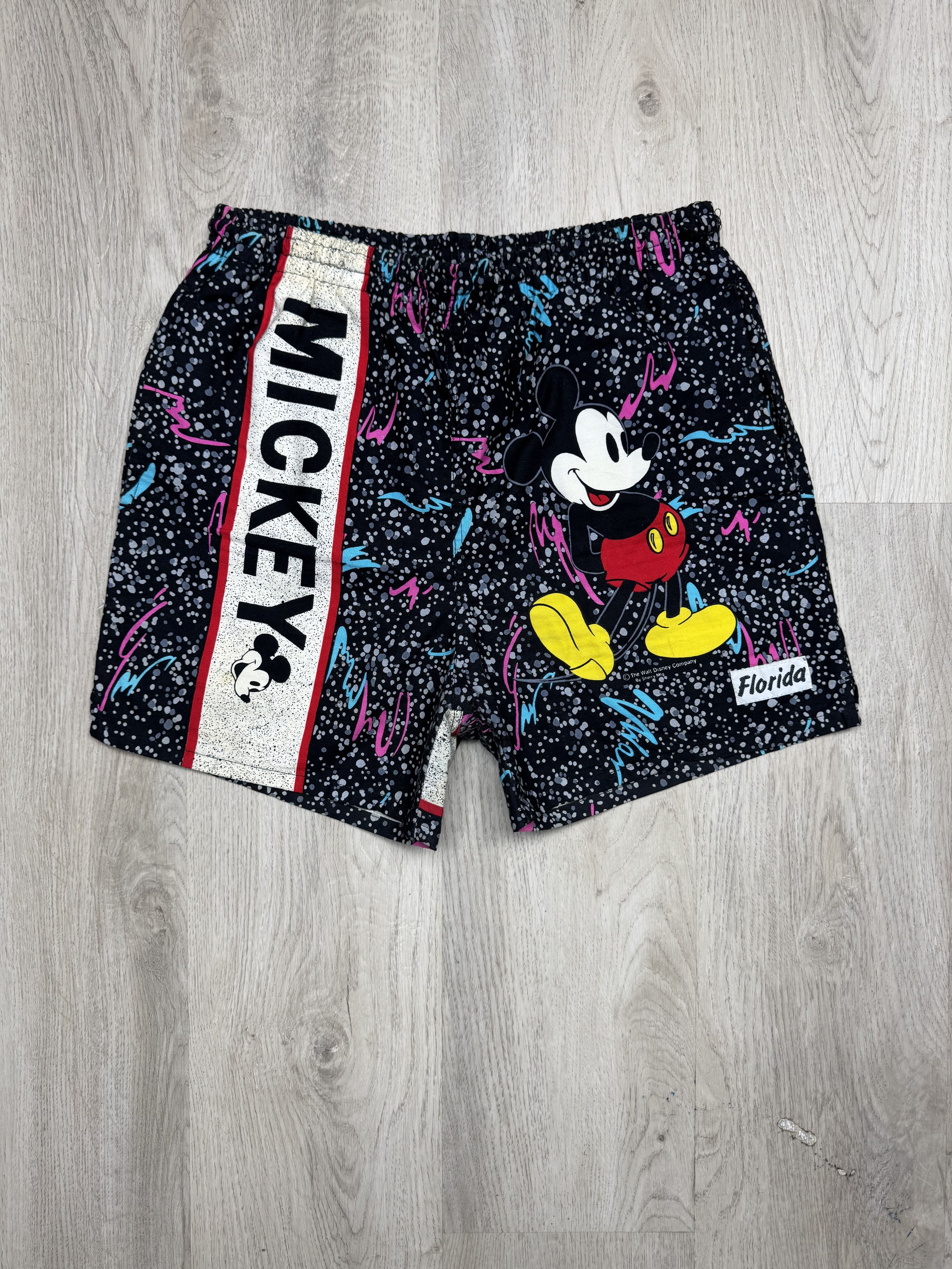 Mickey Mouse Mickey Mouse Disney Vintage Mens Shorts Size US 32 / EU 48 - 1 Thumbnail
