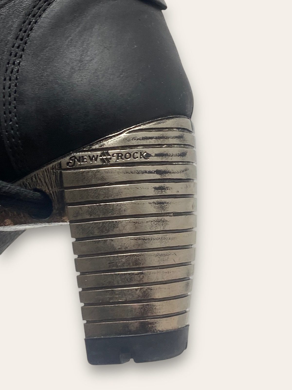 New Rock Vintage NEW ROCK Heels High Top Leather Skin Black Boots Size US 10 / IT 40 - 17 Thumbnail