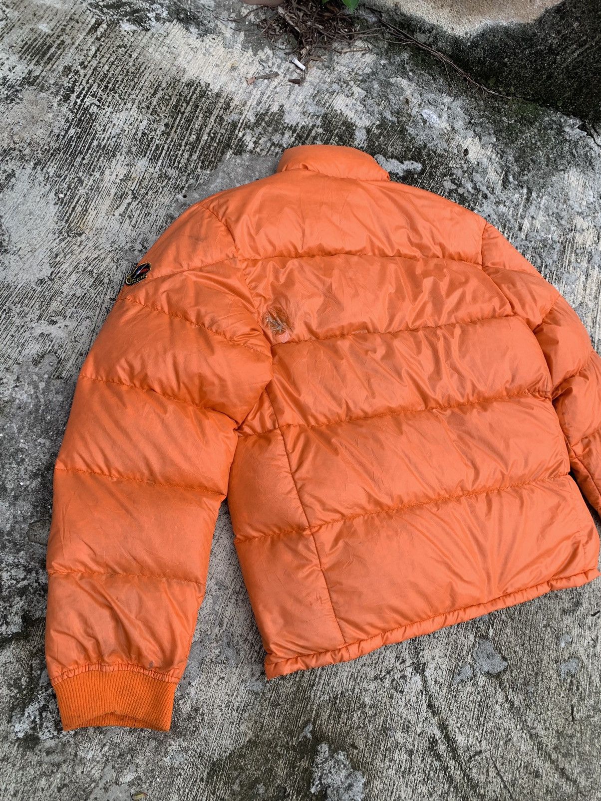 Moncler Grenoble Vintage rare 🔥 70s moncler grenoble puffer down jacket Size US M / EU 48-50 / 2 - 10 Thumbnail