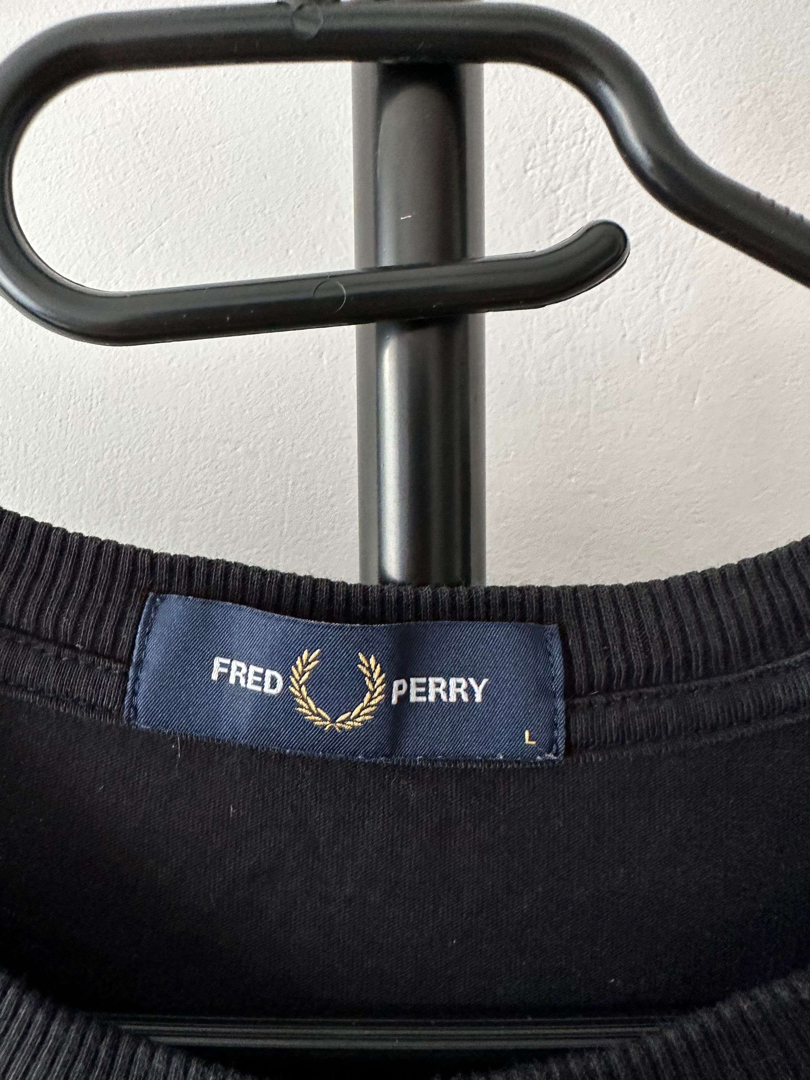 Fred Perry Fred Perry crew neck t-shirt big logo black Size US L / EU 52-54 / 3 - 4 Thumbnail