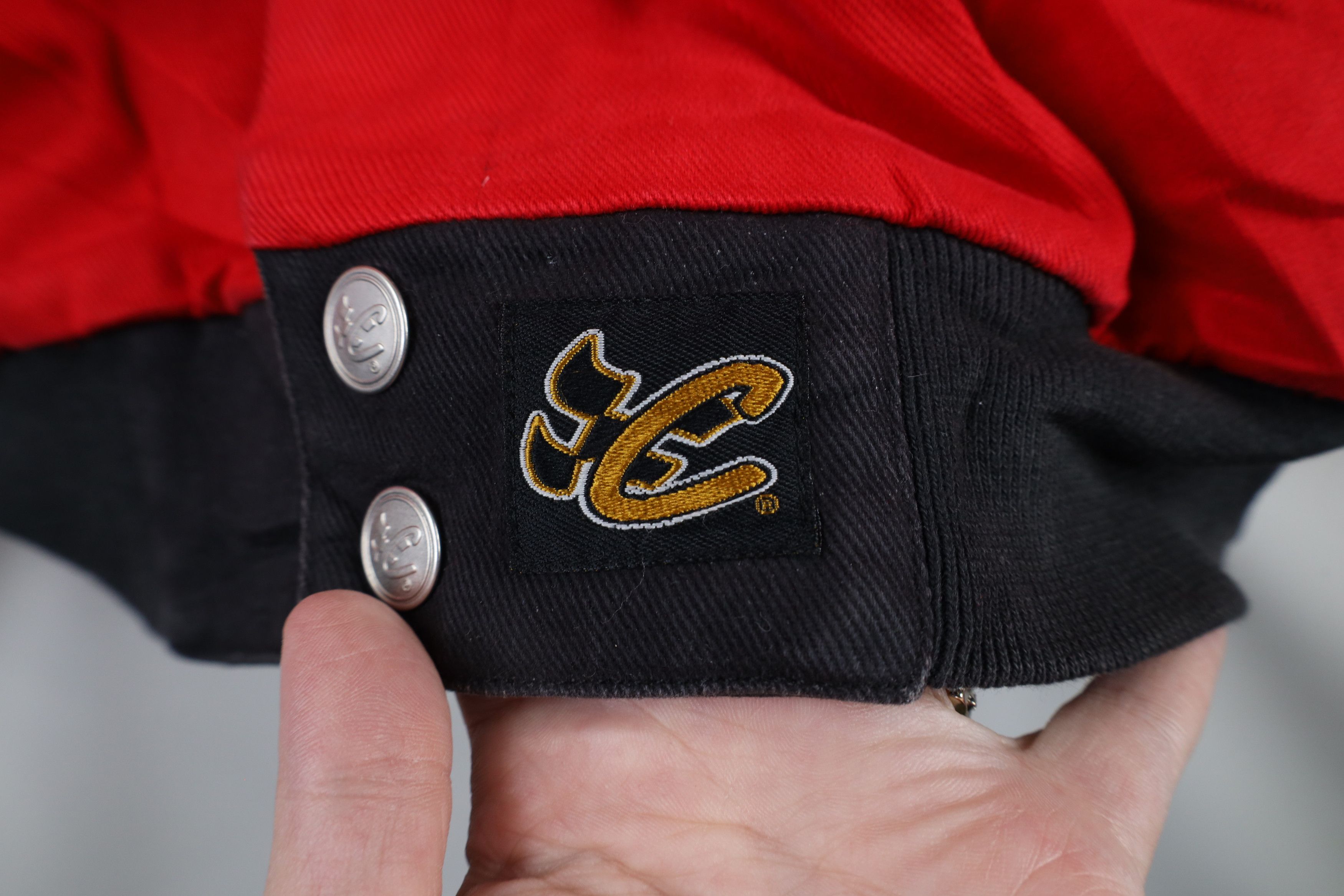 Vintage Vintage NASCAR Budweiser Dale Earnhardt Jr Pit Crew Jacket Size ONE SIZE - 6 Thumbnail