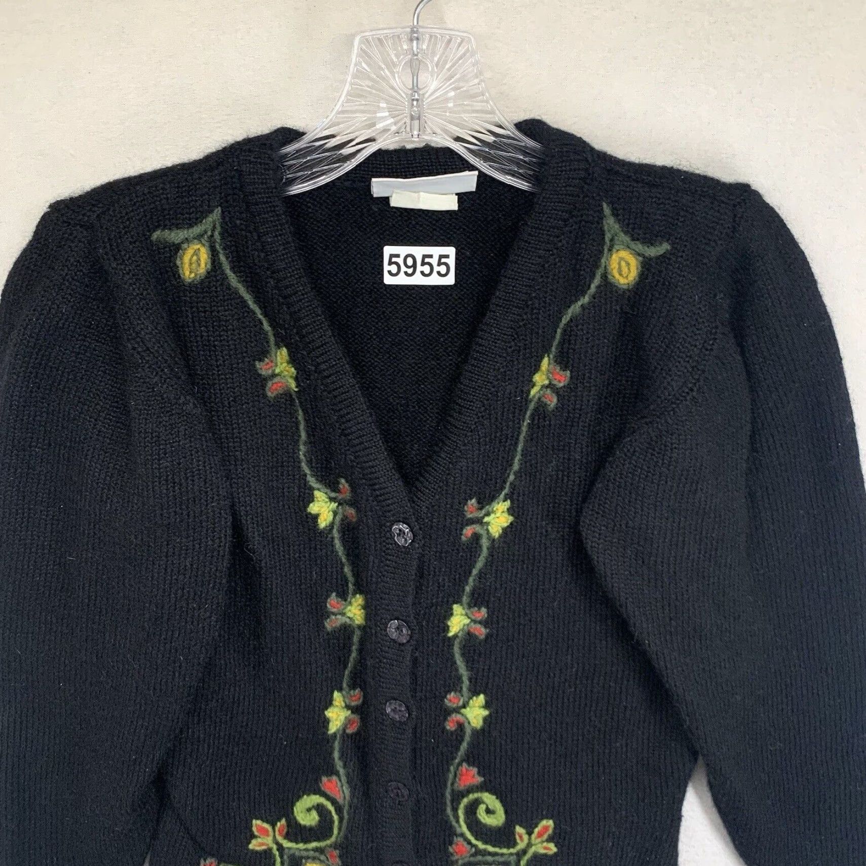Laura Ashley VINTAGE Laura Ashley Wool Cardigan Sweater Women Size 6 Cropped Floral Embroidered Black Fall Winter Size M / US 6-8 / IT 42-44 - 4 Thumbnail