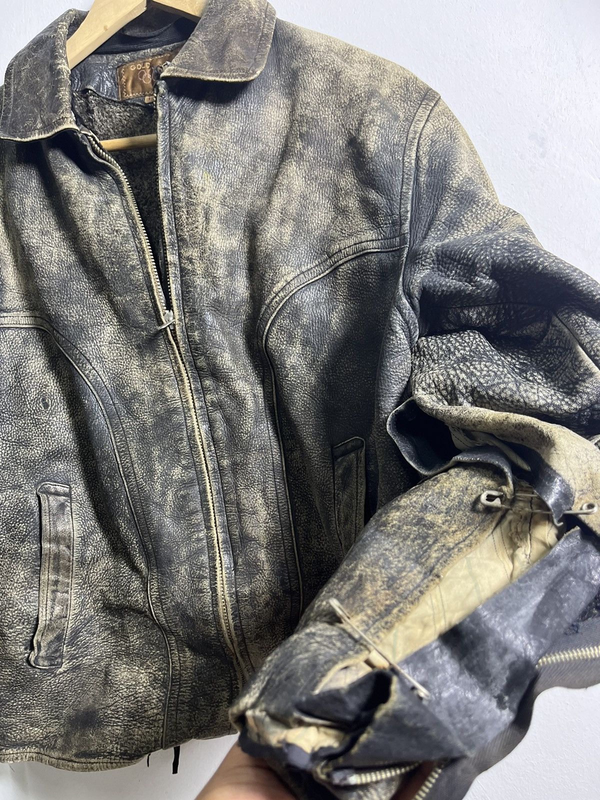 Vintage Vintage 80s Trashed Leather Jacket Gold Rings Size US M / EU 48-50 / 2 - 7 Thumbnail