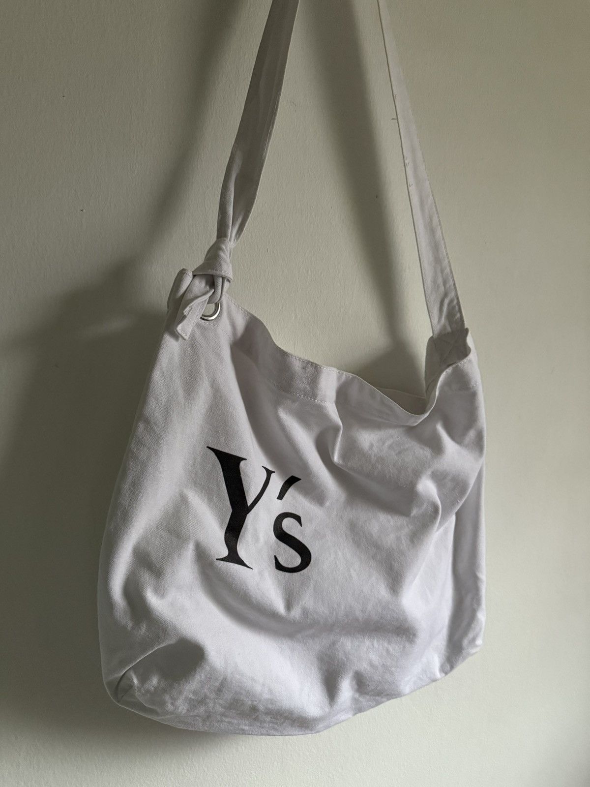 Yohji Yamamoto Y's Yohji Yamamoto Logo Printed Canvas White sling bag Size ONE SIZE - 4 Thumbnail