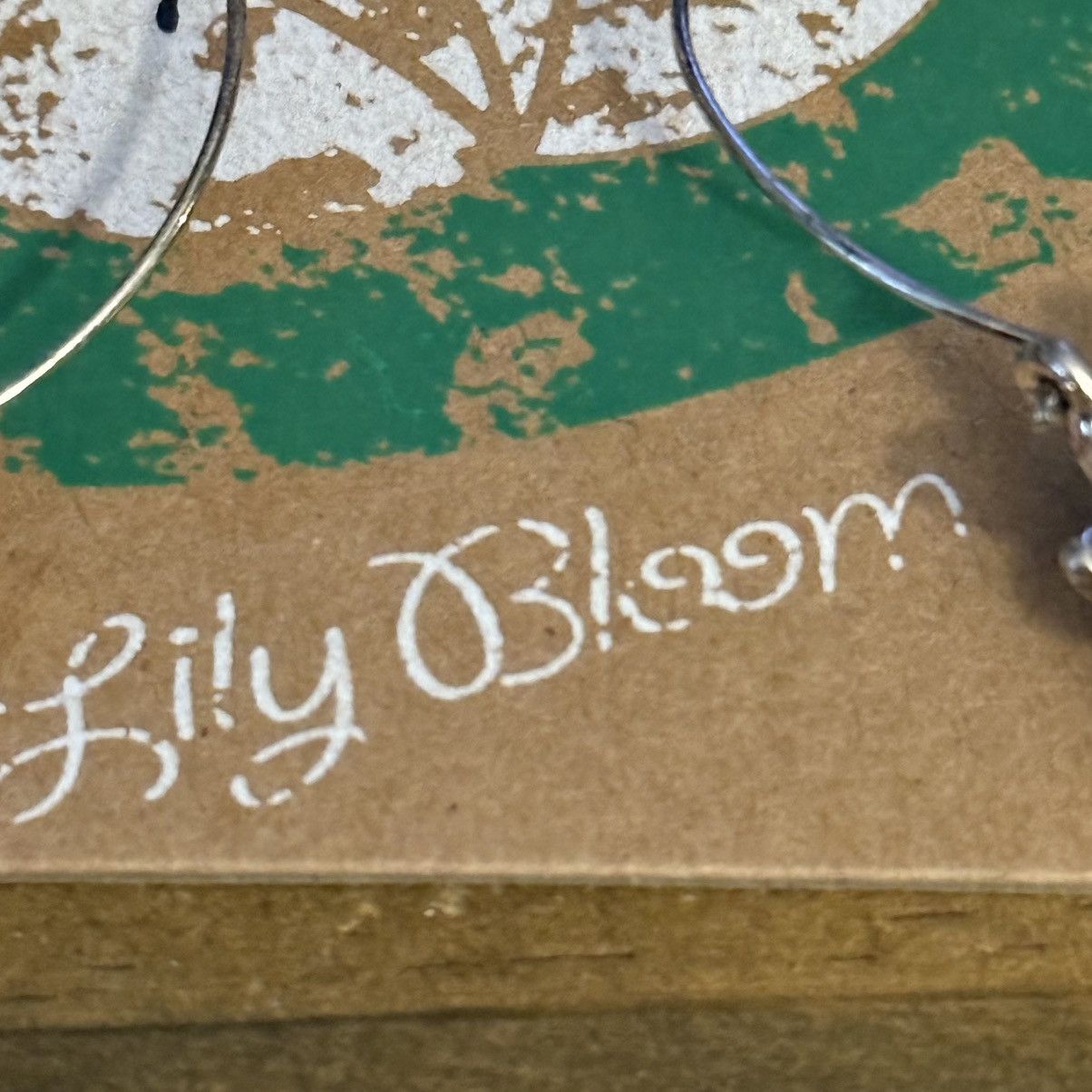 Other Lily Bloom silver tone green leaf hoop earrings Size ONE SIZE - 3 Thumbnail