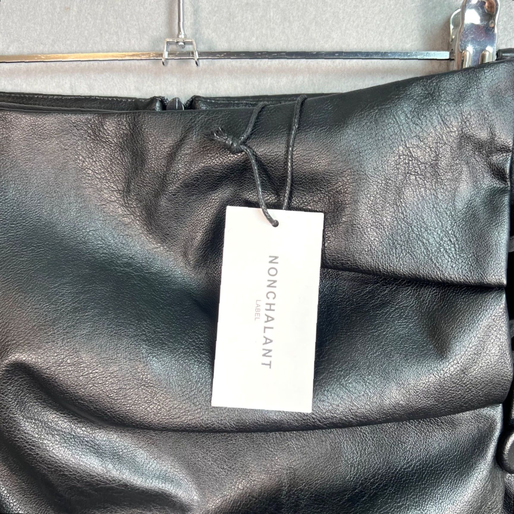 Vintage VINTAGE Nonchalant Label Womens Small Black Faux Leather Mini Skirt Button Detail Size 28" / US 6 / IT 42 - 5 Thumbnail