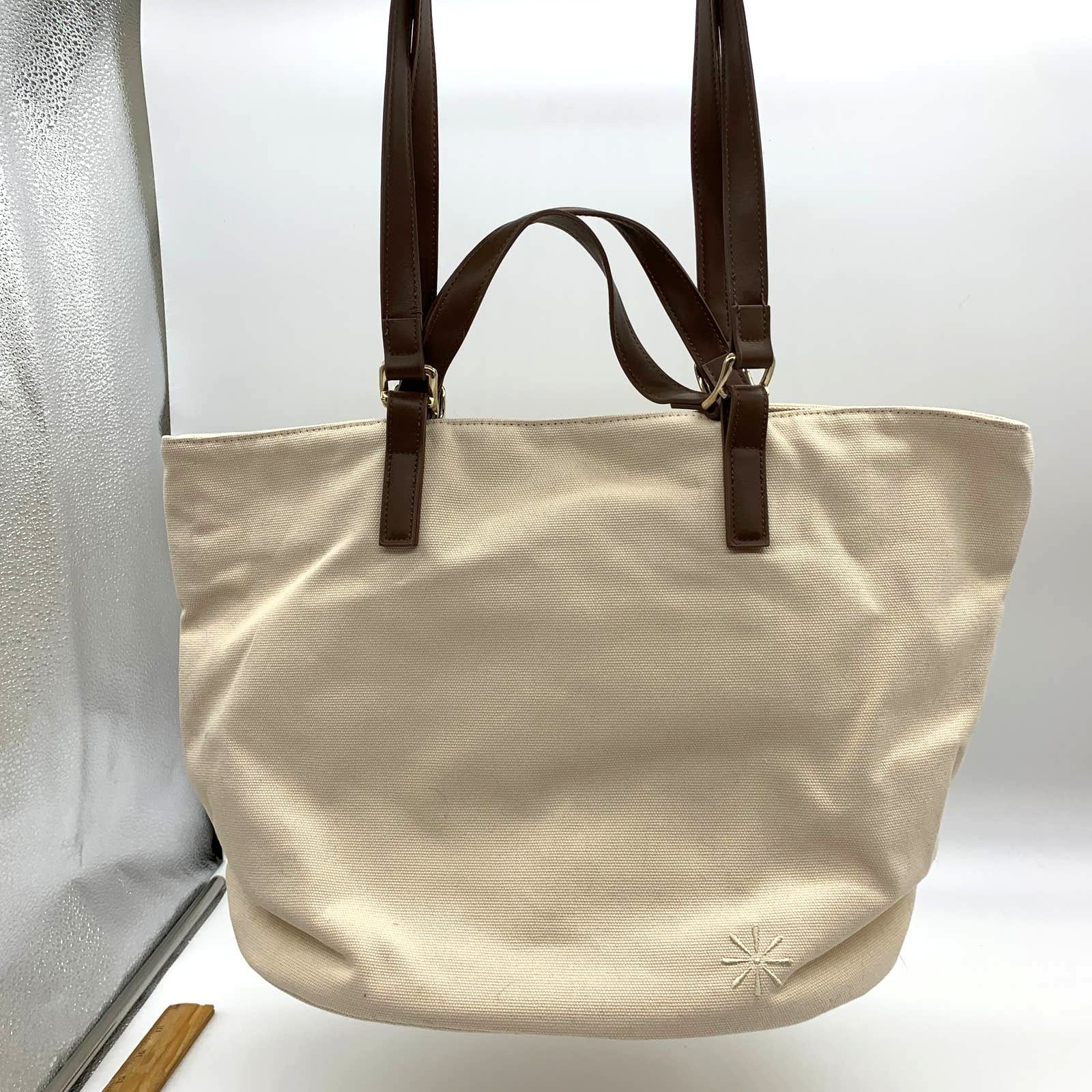 Other Isaac Mizrahi Live Womens Handbag Bridgehampton Tote Bag Size ONE SIZE - 1 Thumbnail
