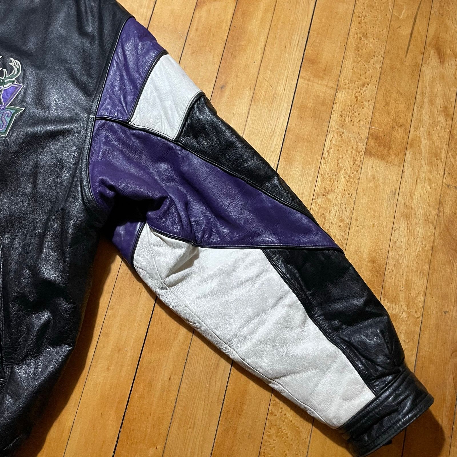 Pro Player WILSONS 90’s Milwaukee Bucks Pro Player Leather Jacket XL Size US XL / EU 56 / 4 - 5 Thumbnail