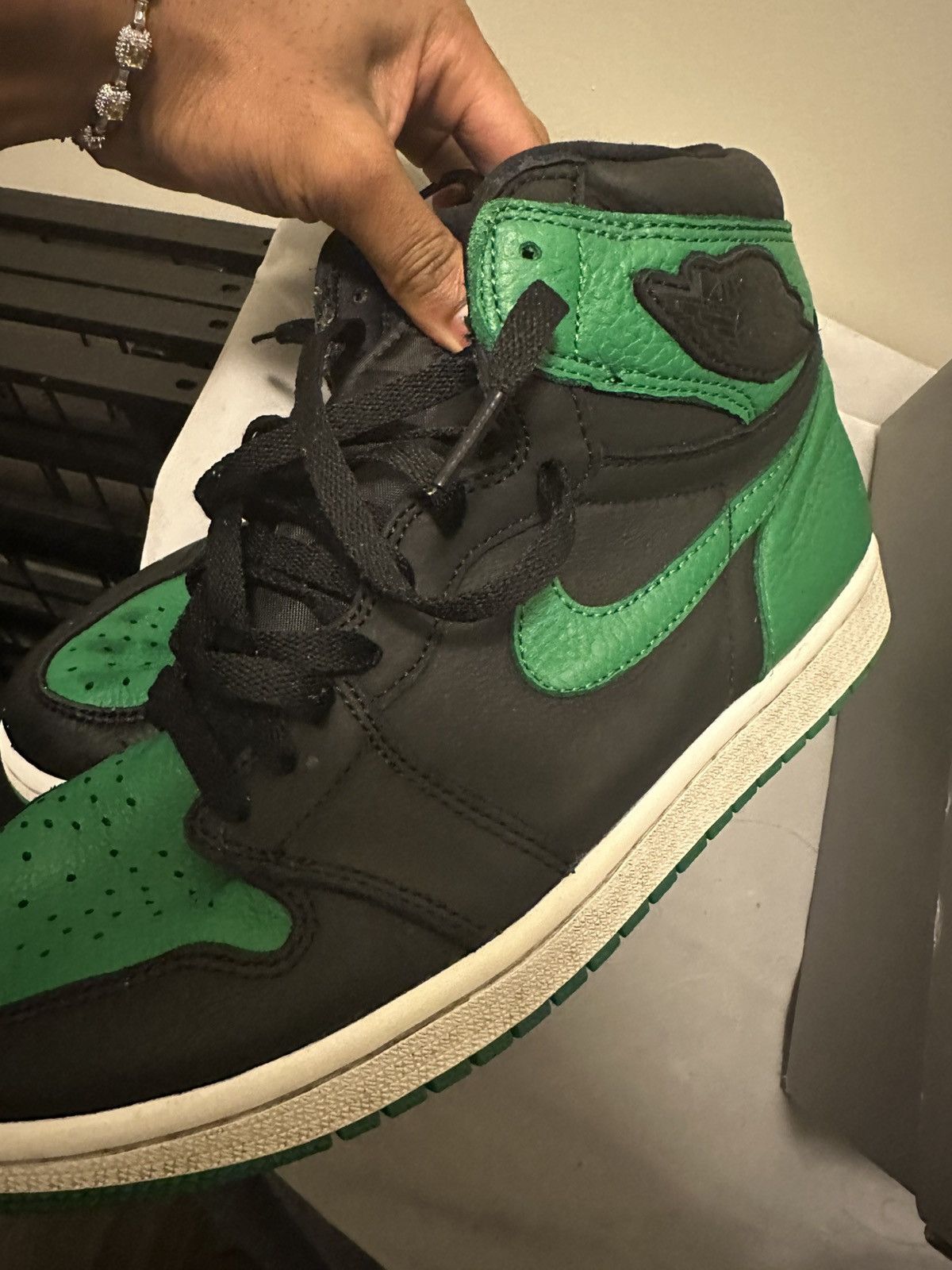 Jordan Brand Jordan 1 Retro “Pine Green” Size US 10 / EU 43 - 5 Thumbnail