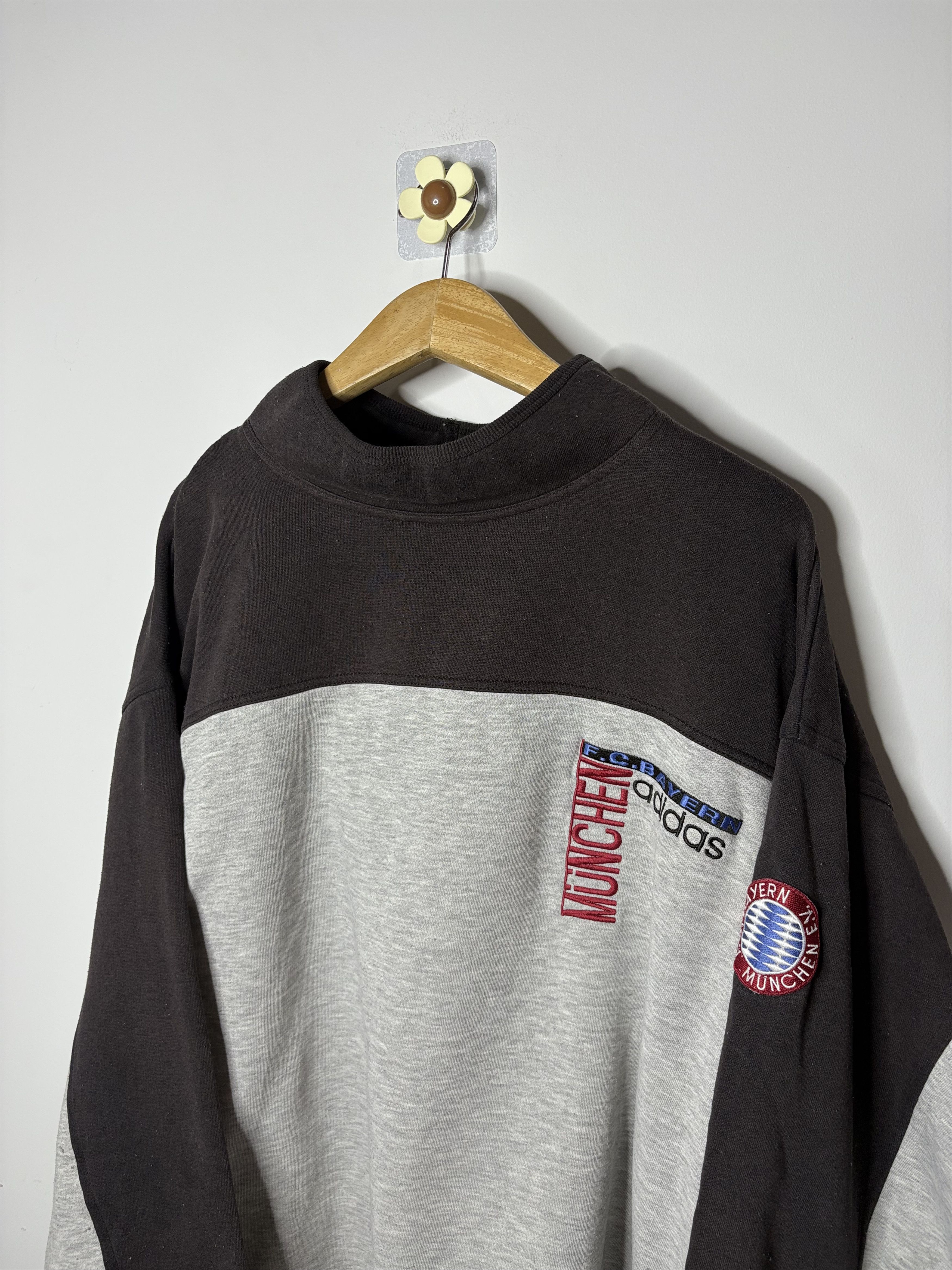 Adidas ADIDAS 90s FC Bayern Munchen Sweatshirt Pullover Size US XL / EU 56 / 4 - 3 Thumbnail