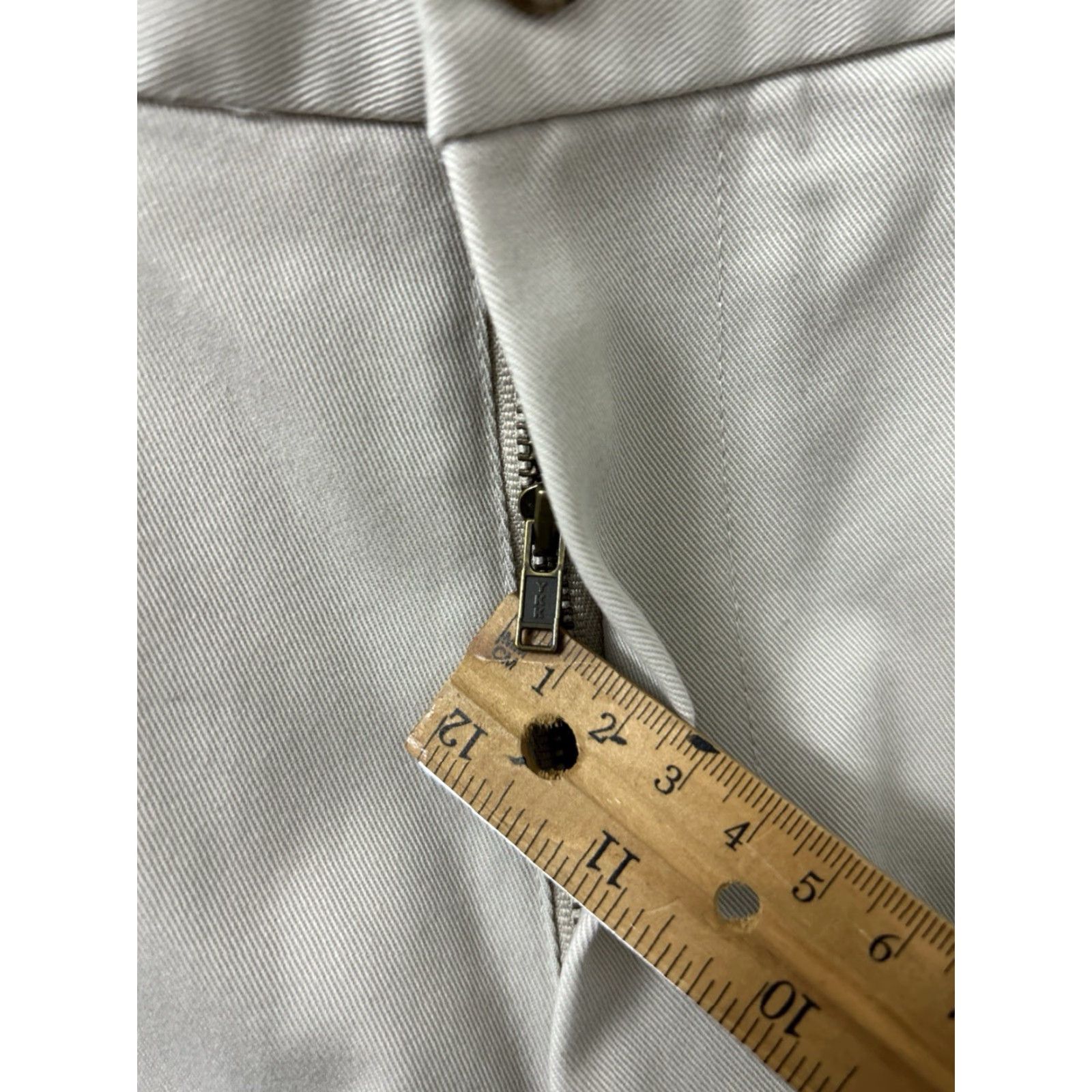 Brooks Brothers Brooks Brothers Advantage Chino Hudson Pants Mens 36x32 Beige Cotton Slim/Classic 5-Pocket Zipper Button Casual Workwear"} Size US 36 / EU 52 - 5 Thumbnail