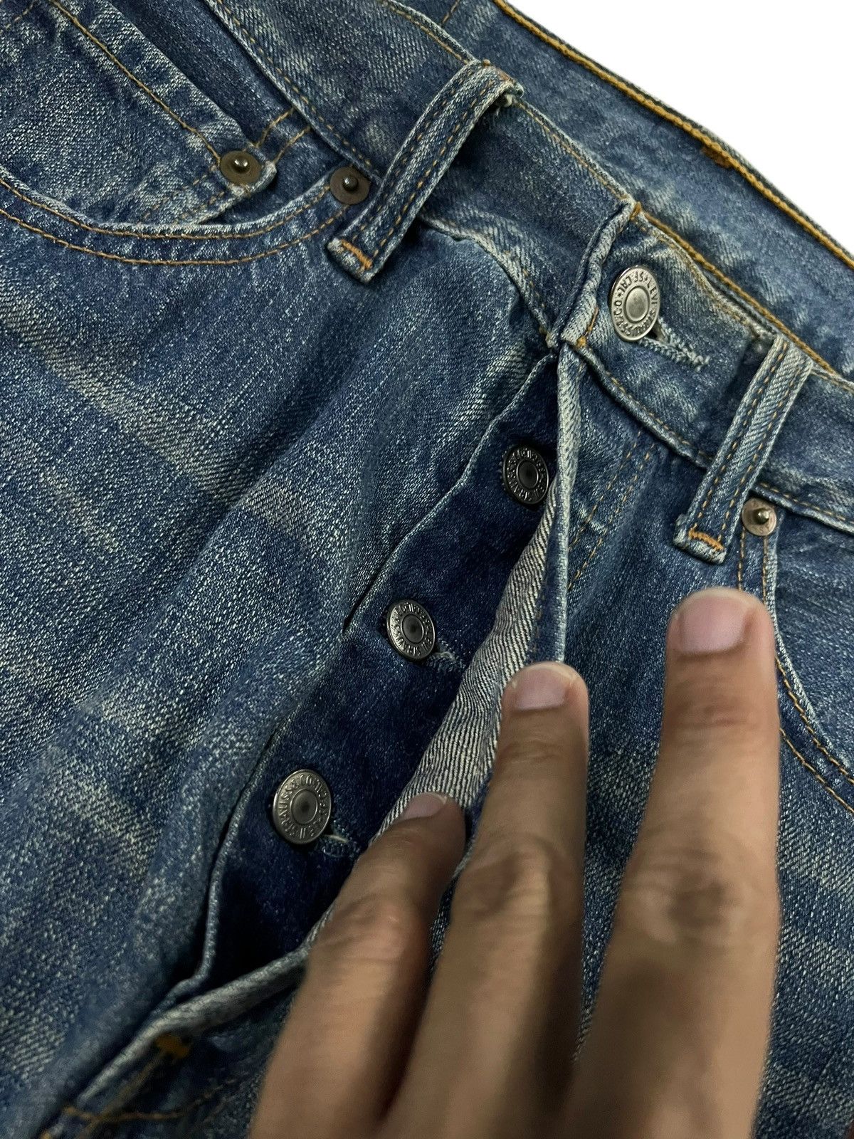 Levi's Vintage Levis 501 Faded Claw Jean Size US 28 / EU 44 - 11 Thumbnail