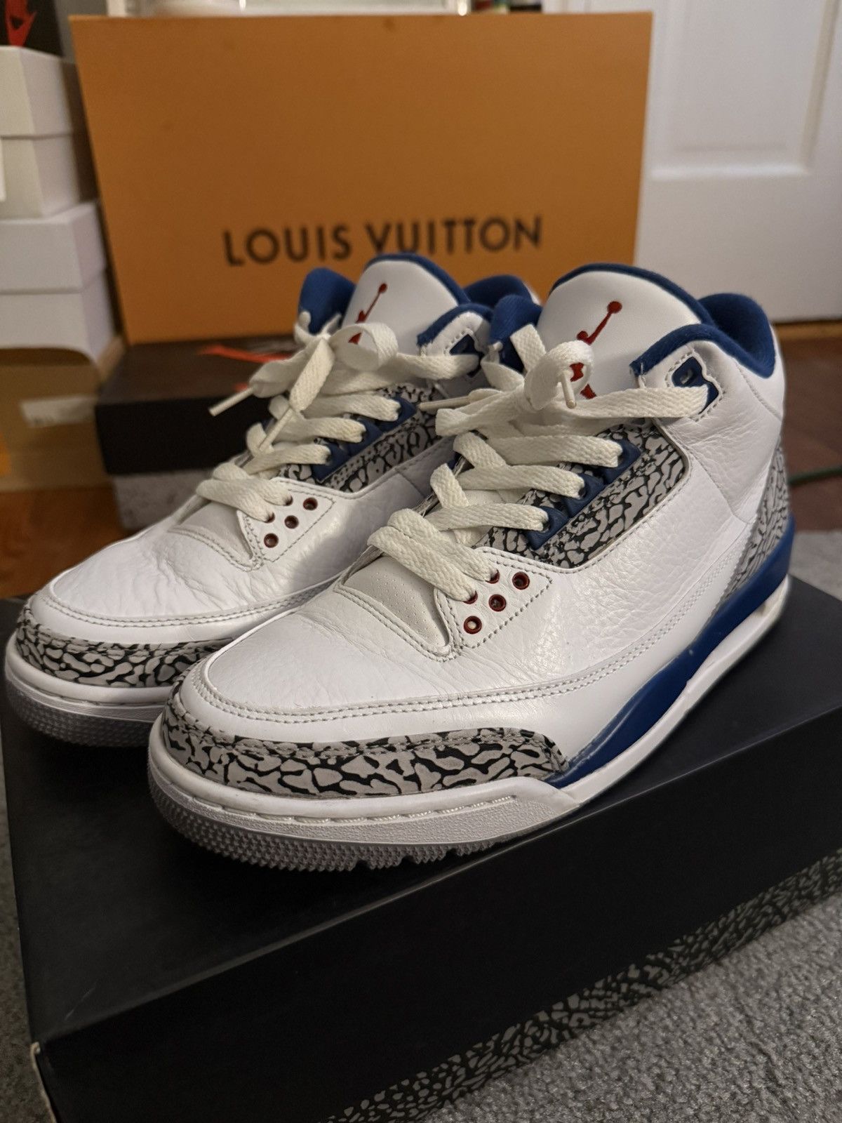 Nike 2011 Jordan 3 True Blue Size US 8.5 / EU 41-42 - 4 Thumbnail