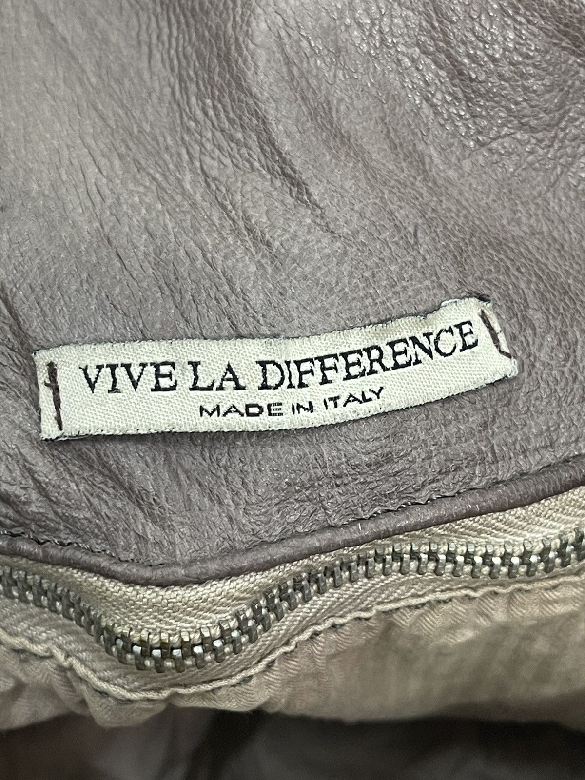 Genuine Leather Full Leather Vive La Difference Italy Tote Shoulder Bag 1🟩0 Size ONE SIZE - 18 Thumbnail