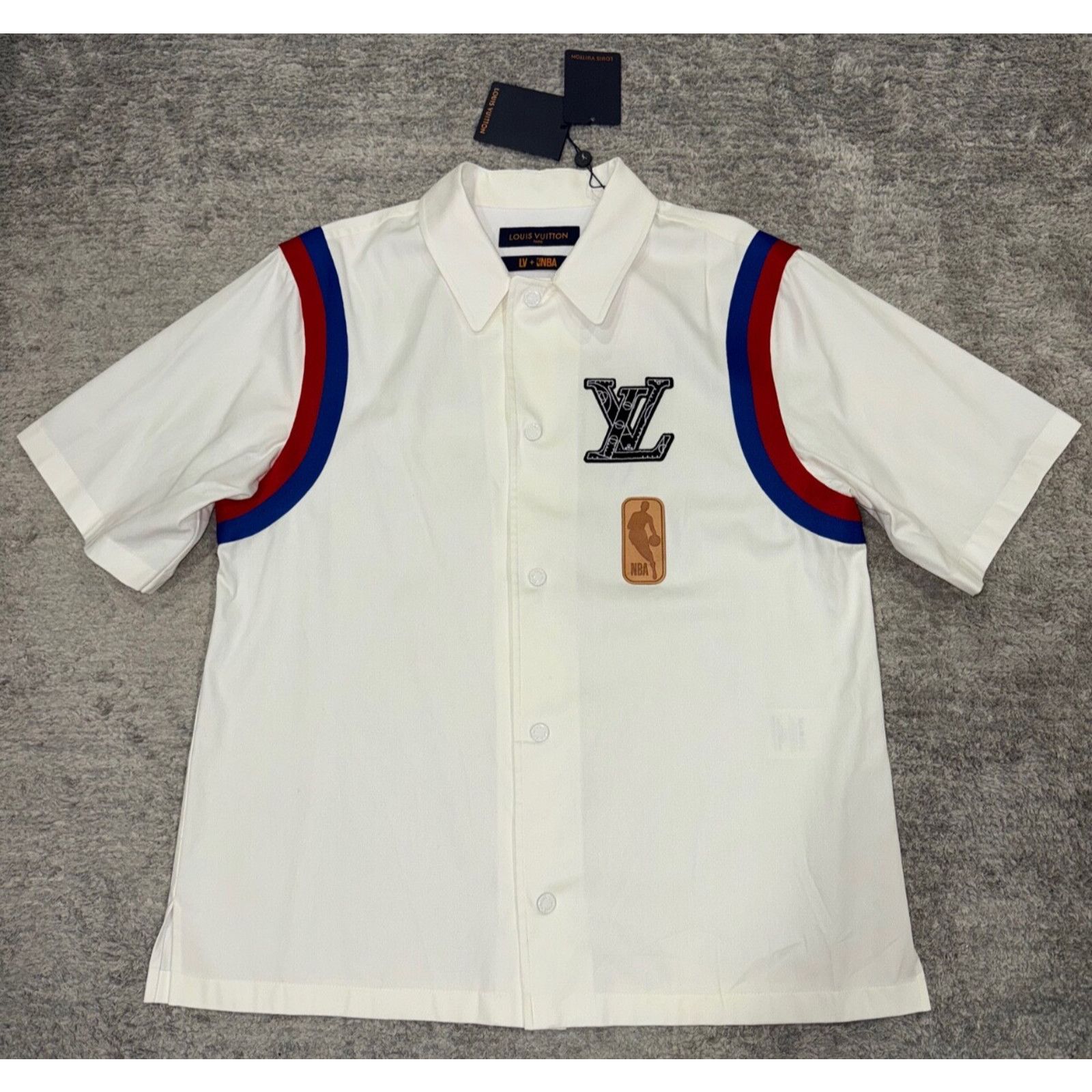 Louis Vuitton Louis Vuitton LV NBA Basketball SS Shirt Short Sleeve Button Size US L / EU 52-54 / 3 - 4 Thumbnail