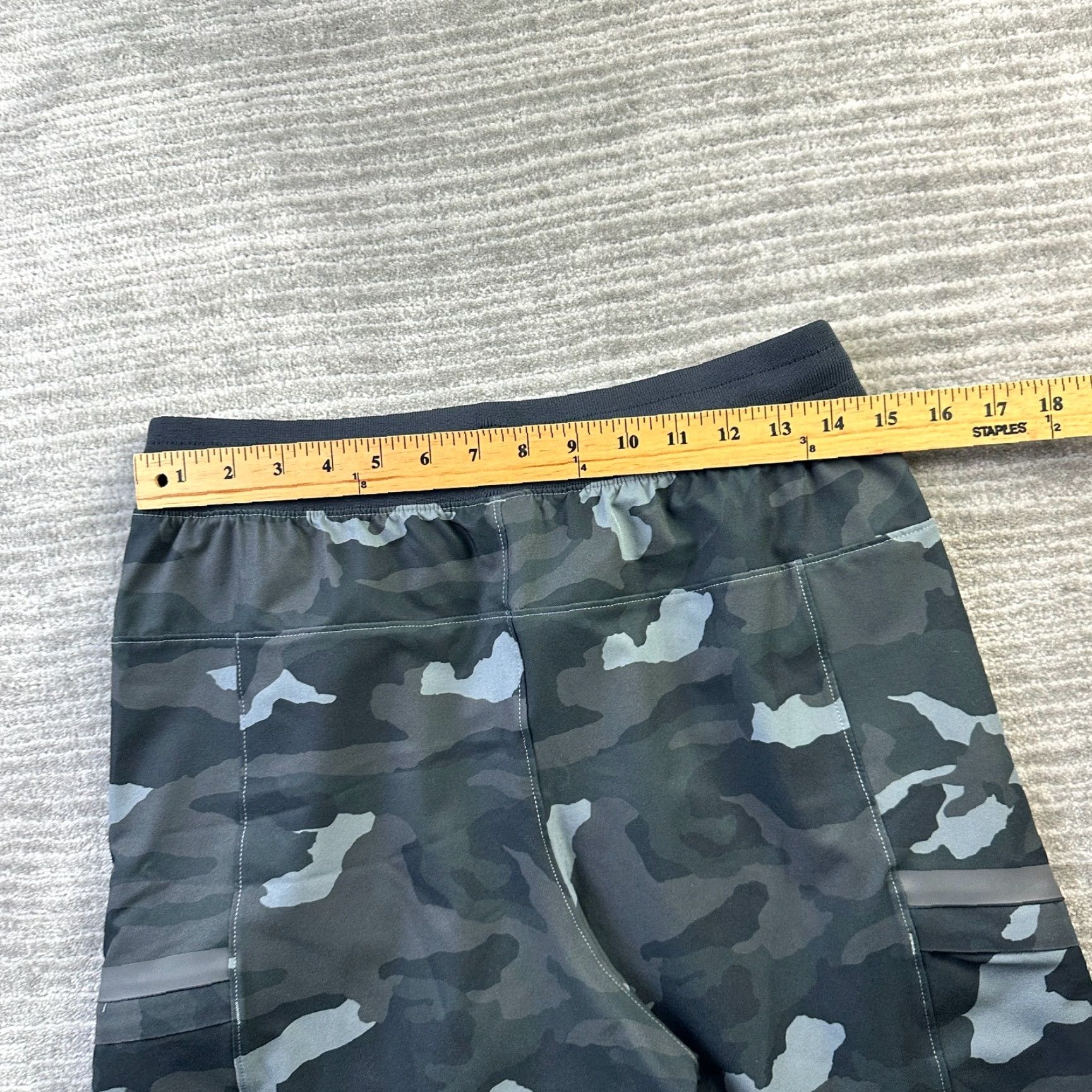 Under Armour Under Armour Shorts Men Medium Gray Sportstyle Elite Cargo Camouflage Size US 31 - 5 Thumbnail