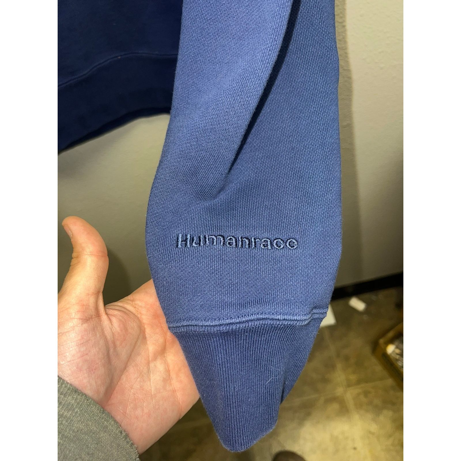 Adidas Pharrell Williams Humanrace Sweatshirt Crewneck Adidas M Size US M / EU 48-50 / 2 - 3 Thumbnail